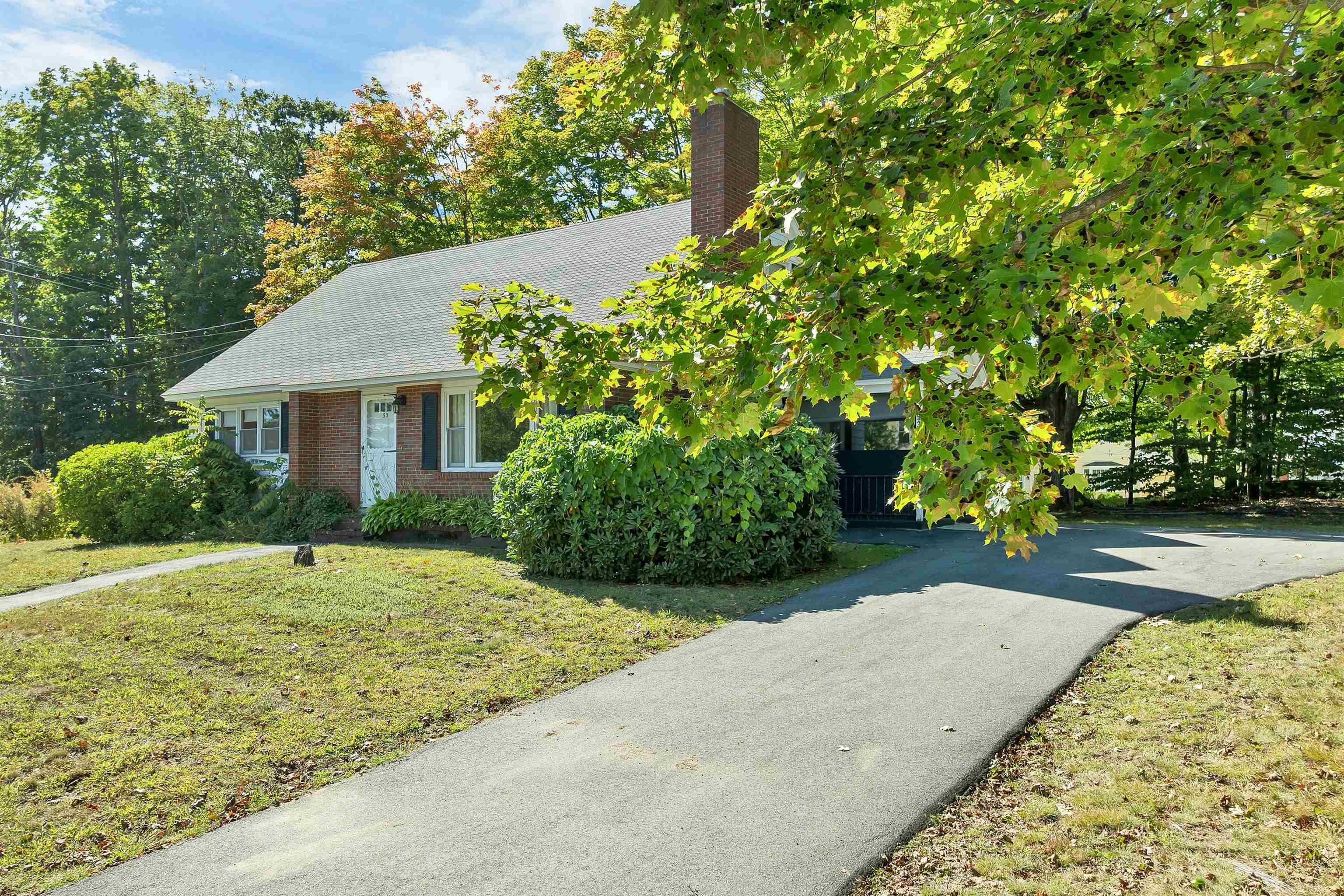 Photo 2 of Single family home for sale at 53 Rowell St, Laconia, NH 03246 | MLS# 5110573 | Listing updated on 2026-09-18