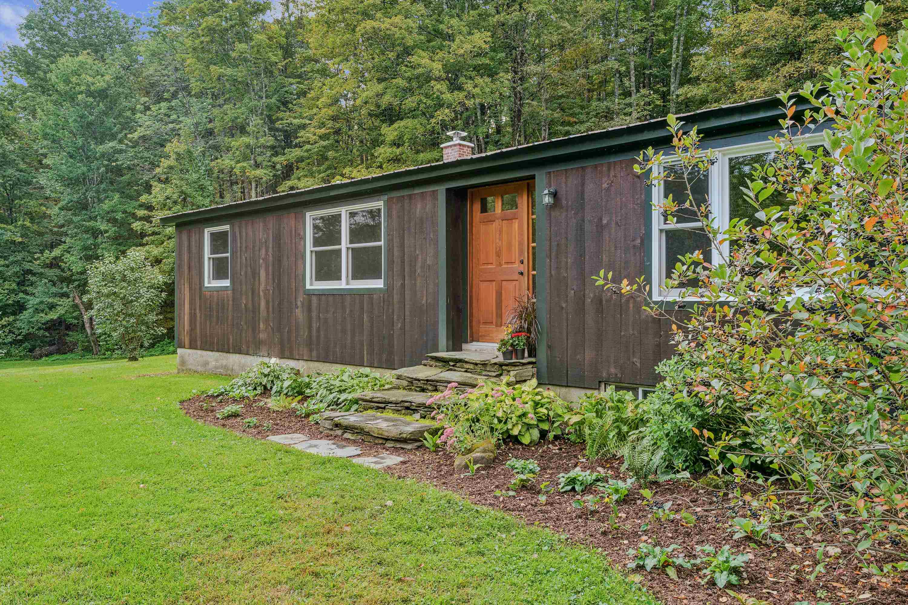 Photo 3 of Single family home for sale at 23 Biscuit Holw Rd, Woodstock, VT 05091 | MLS# 5110580 | Listing updated on 2026-09-18
