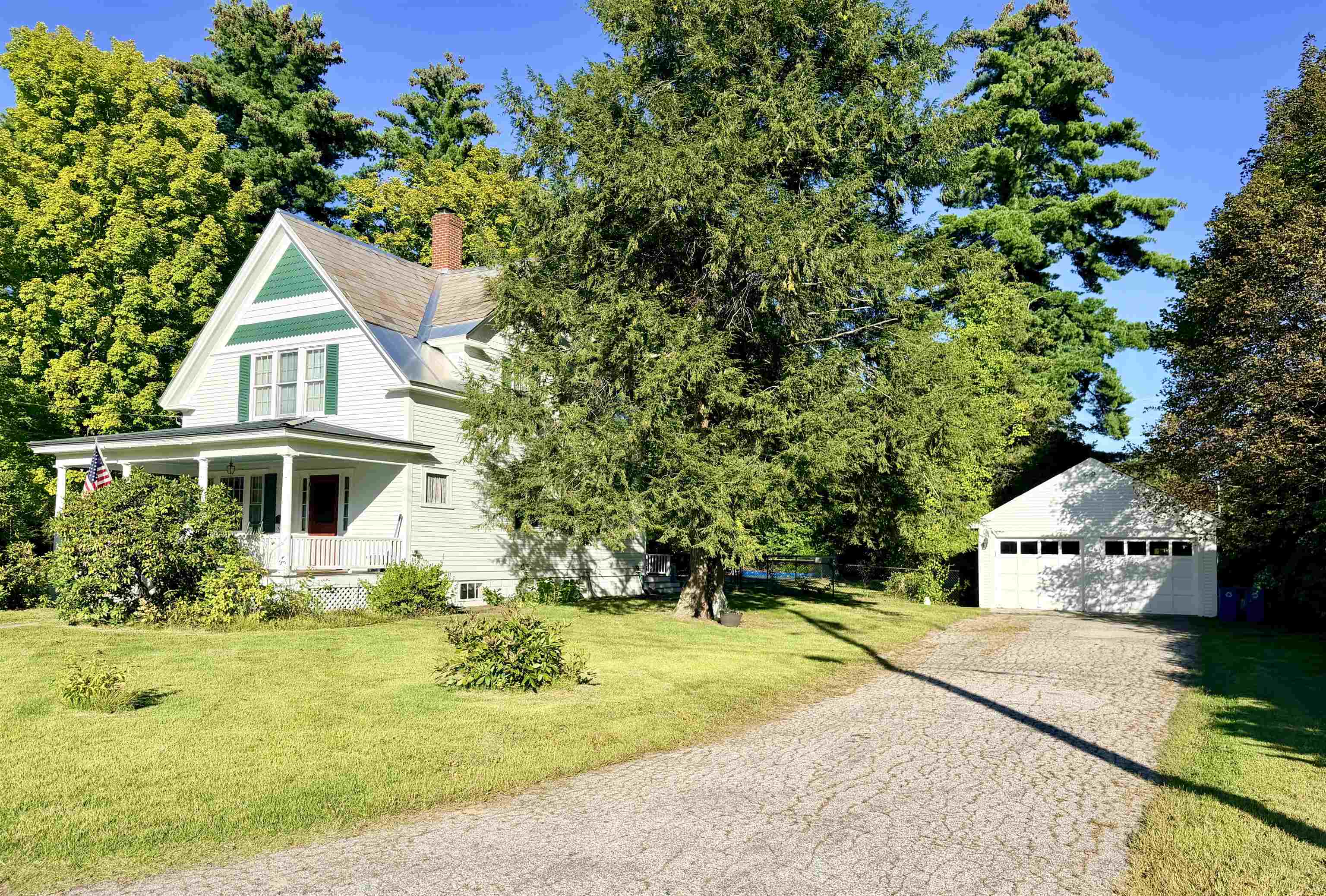 Photo 2 of Single family home for sale at 34 Edgewood Ave, Keene, NH 03431 | MLS# 5110582 | Listing updated on 2026-09-19