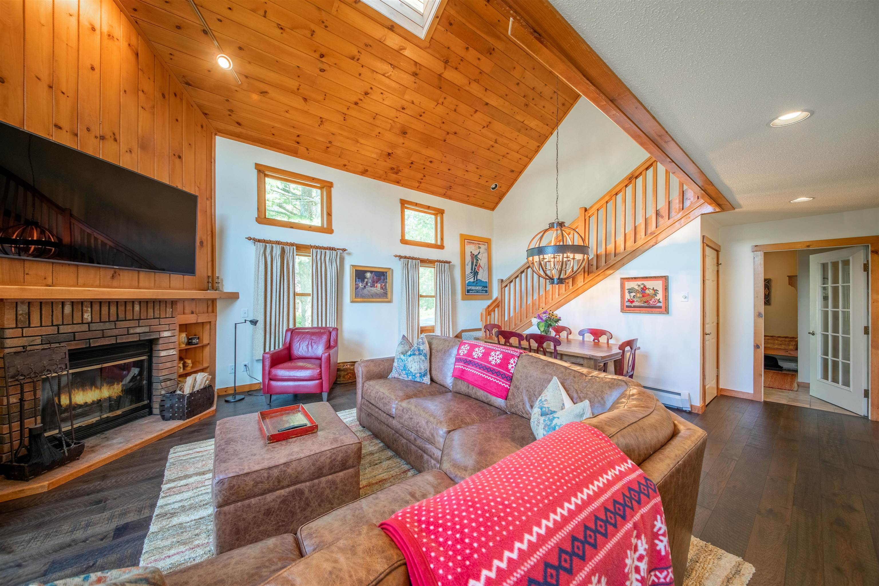 Photo 4 of Townhouse for sale at 38d Greenspring Rd, Dover, VT 05356 | MLS# 5110585 | Listing updated on 2026-09-19