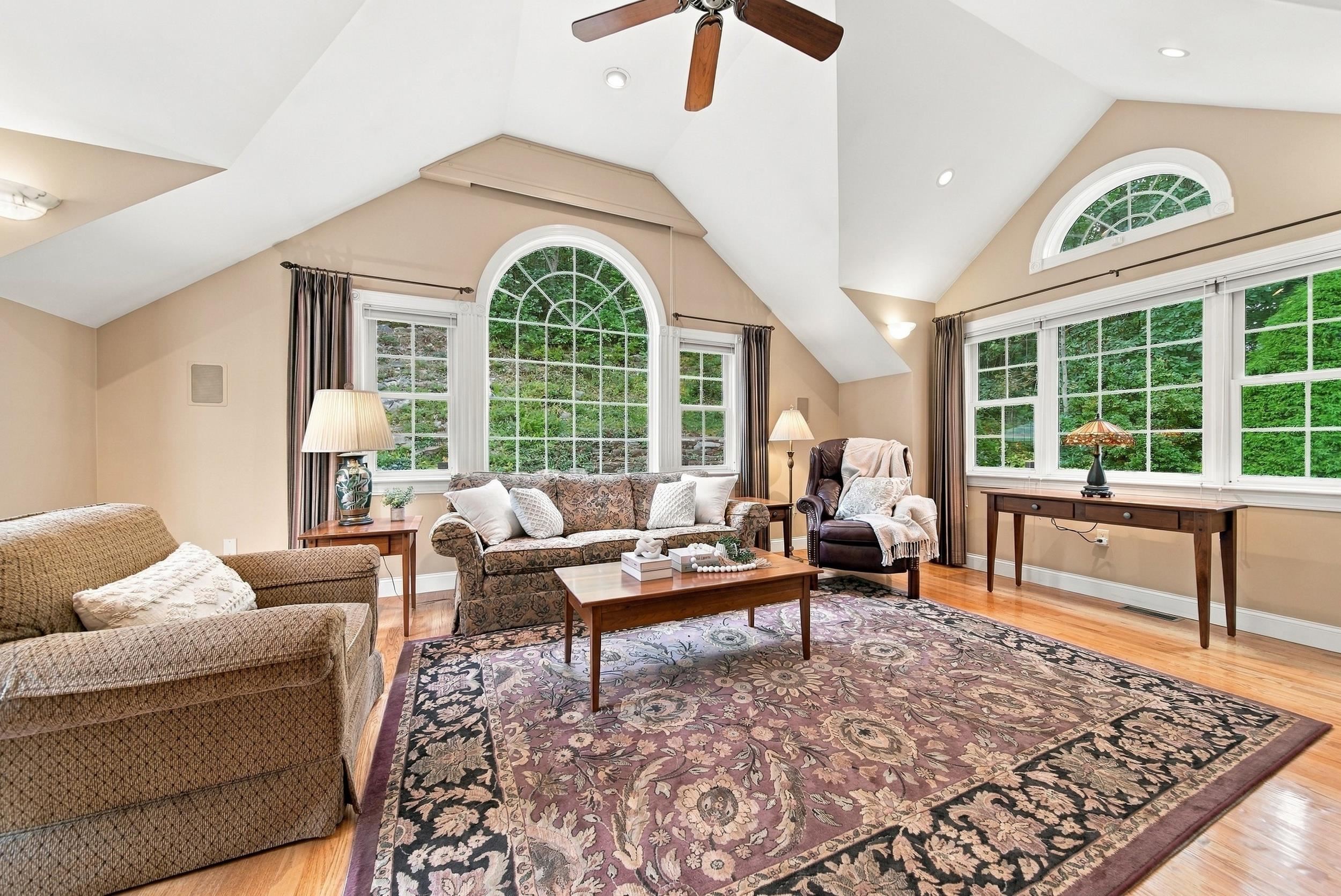 Photo 3 of Single family home for sale at 10 Winding Valley Rd, Hollis, NH 03049 | MLS# 5110586 | Listing updated on 2026-09-19