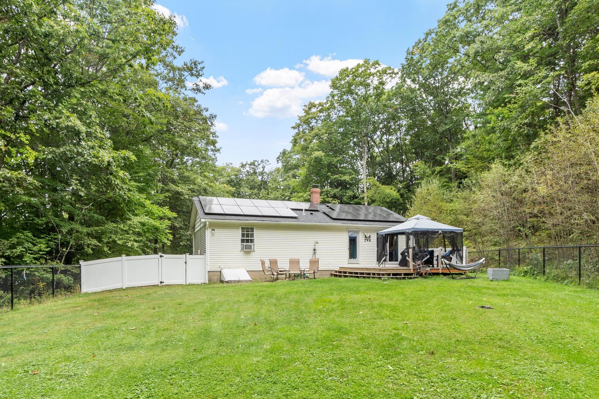 Photo 2 of Single family home for sale at 255 Main St, Rindge, NH 03461 | MLS# 5110587 | Listing updated on 2026-09-19