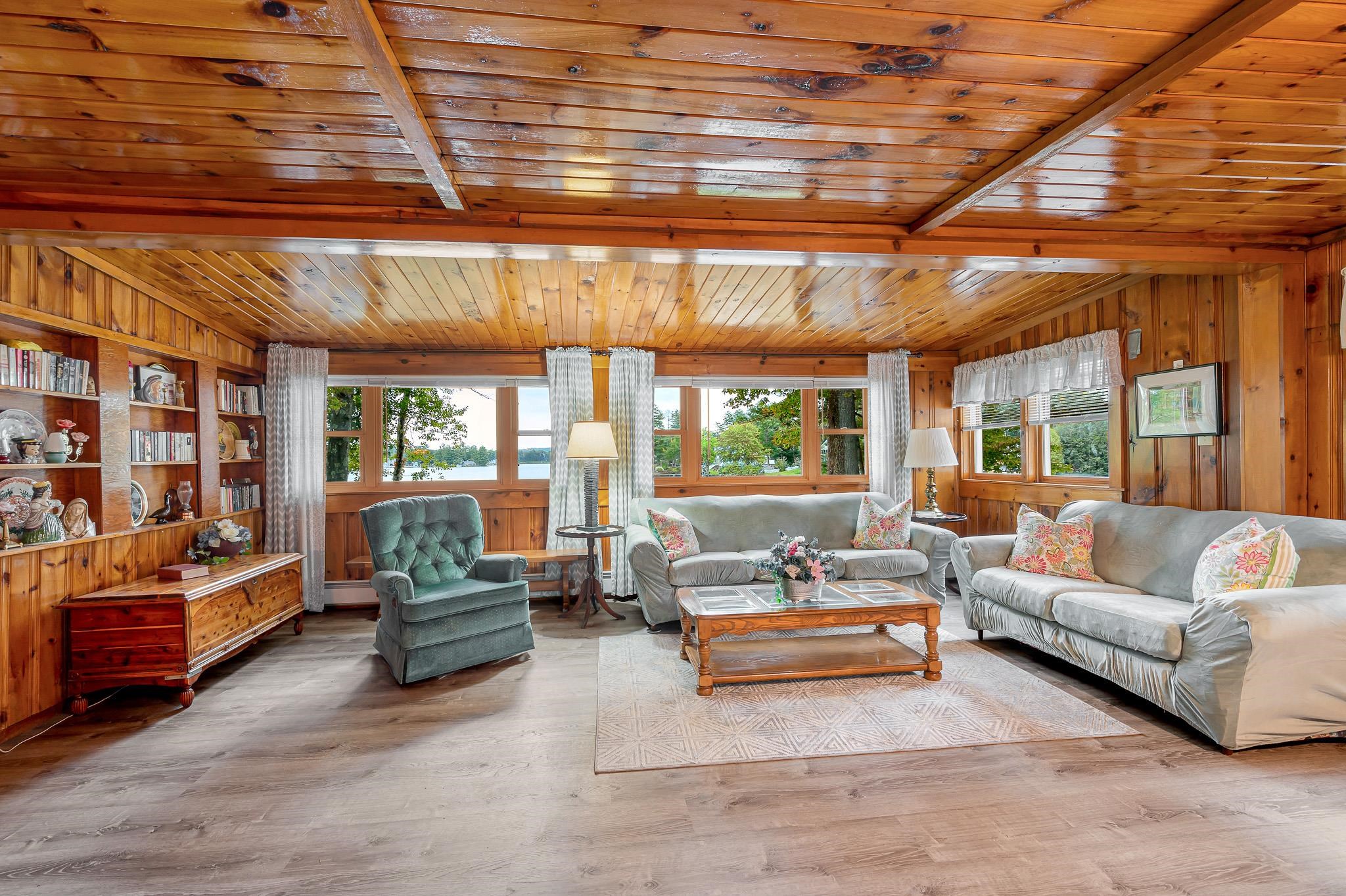 Photo 4 of Single family home for sale at 297 Shore Dr, Salem, NH 03079 | MLS# 5110588 | Listing updated on 2026-09-19