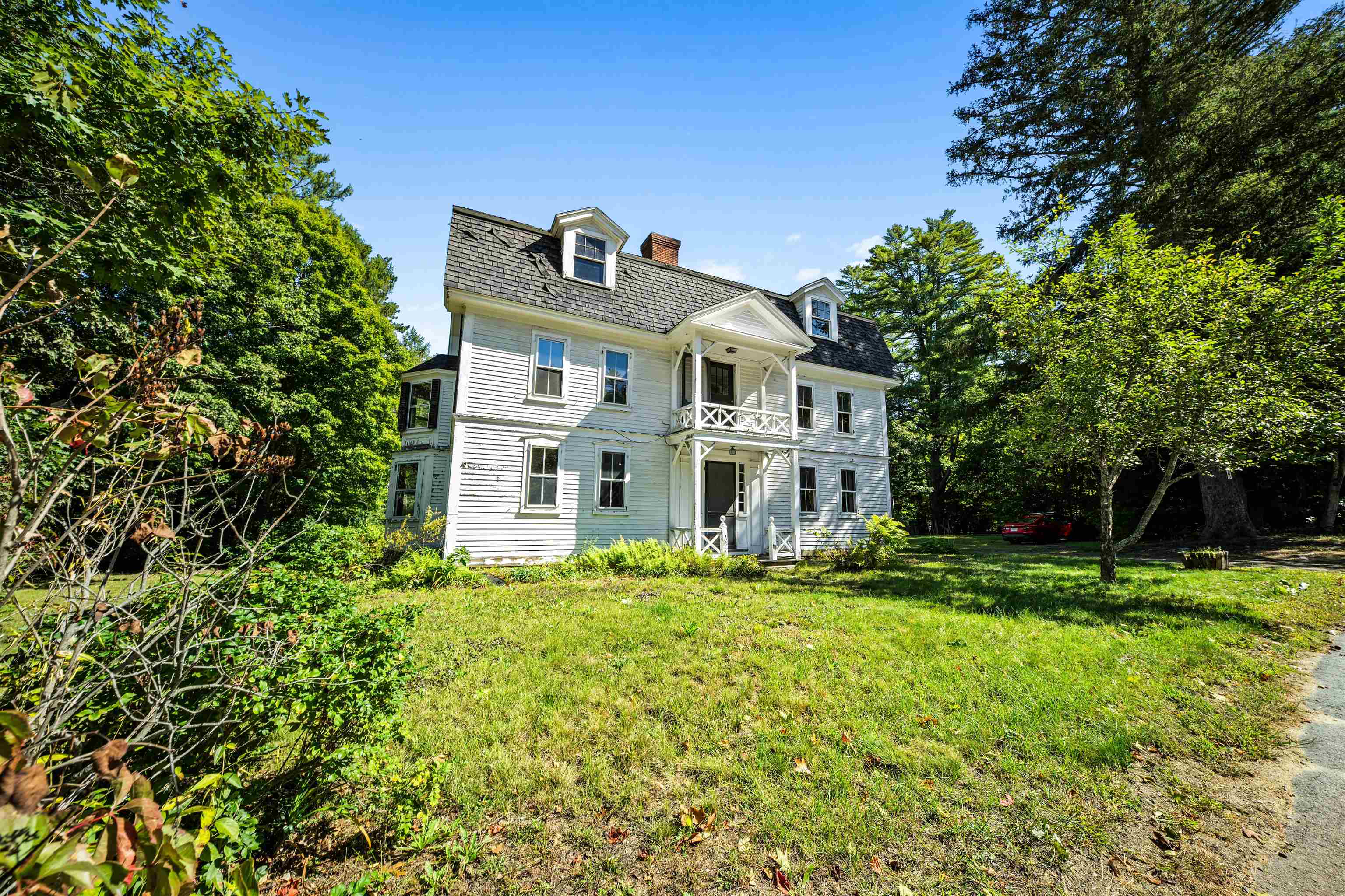 Photo 2 of Single family home for sale at 166 Main St, New Hampton, NH 03256 | MLS# 5110590 | Listing updated on 2026-09-18
