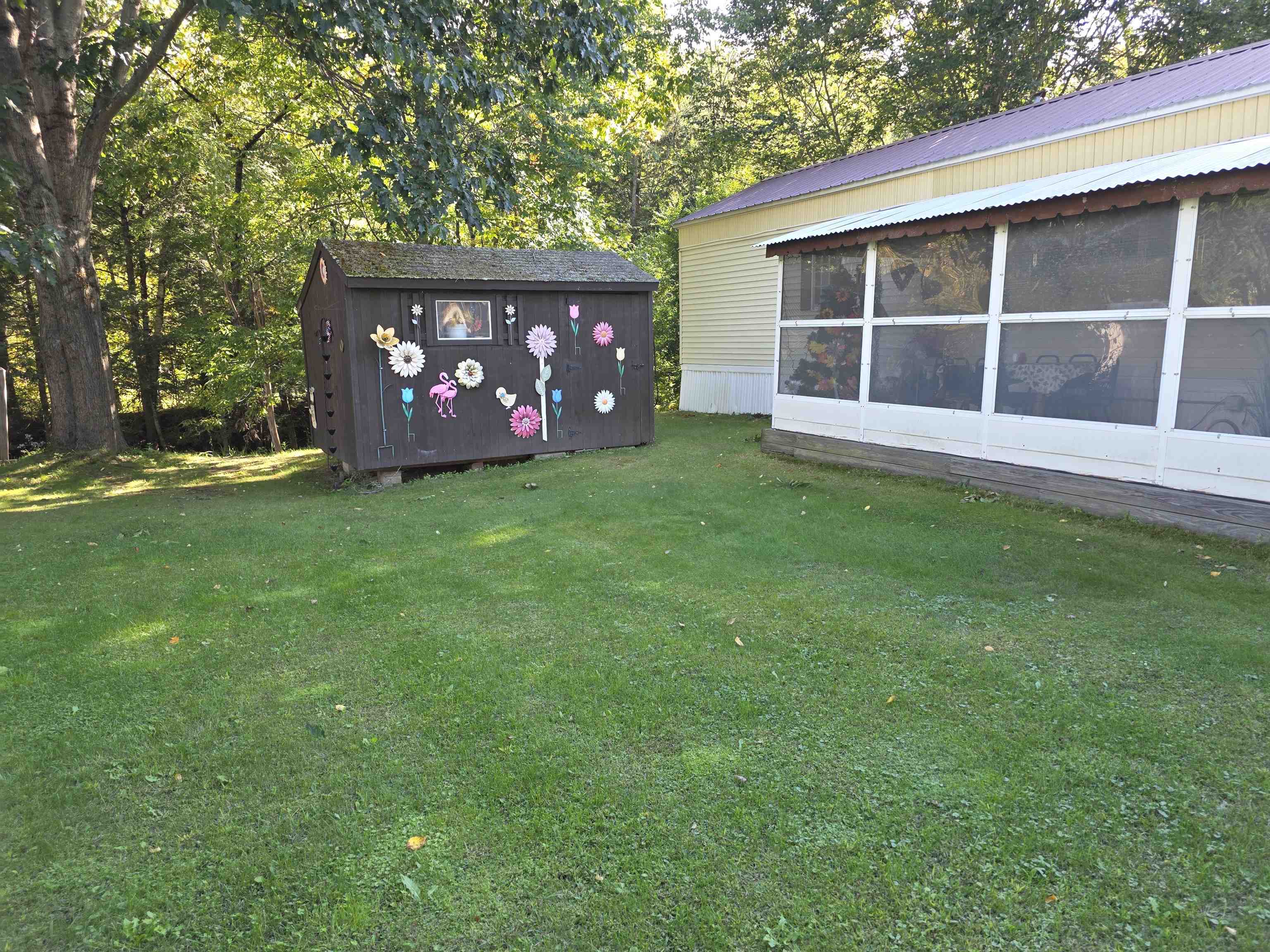 Photo 2 of Single family home for sale at 672 Giddings St, North Springfield, VT 05150 | MLS# 5110595 | Listing updated on 2026-09-19