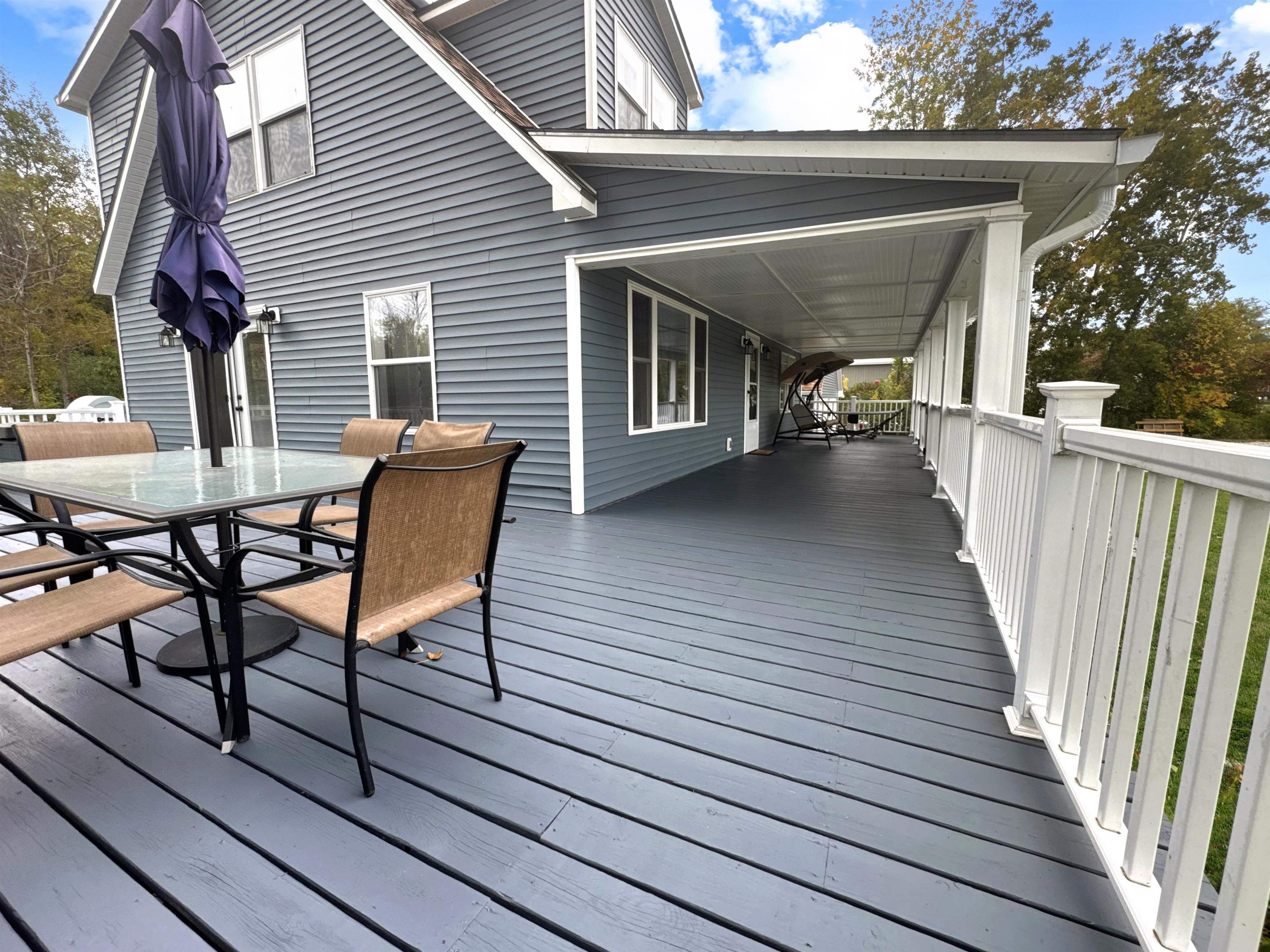 Photo 2 of Single family home for sale at 170 Lake St, Alburgh, VT 05440 | MLS# 5110610 | Listing updated on 2026-10-05