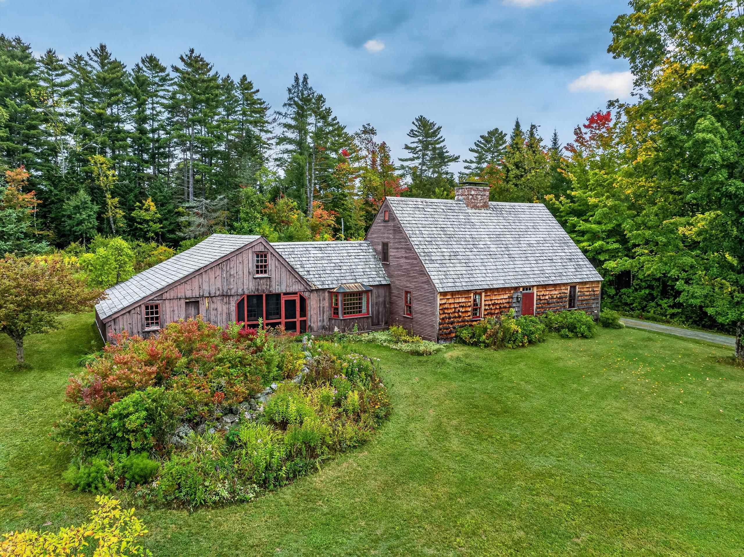 Photo 4 of Single family home for sale at 482 Prospect St, Lancaster, NH 03584 | MLS# 5110623 | Listing updated on 2026-09-19