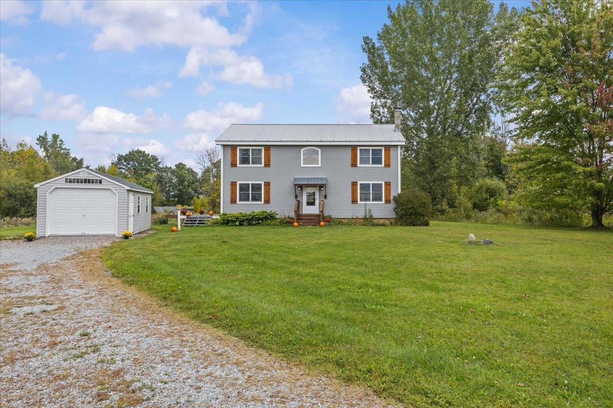 Photo 3 of Single family home for sale at 732 Station Rd, North Hero, VT 05474 | MLS# 5110631 | Listing updated on 2026-09-19