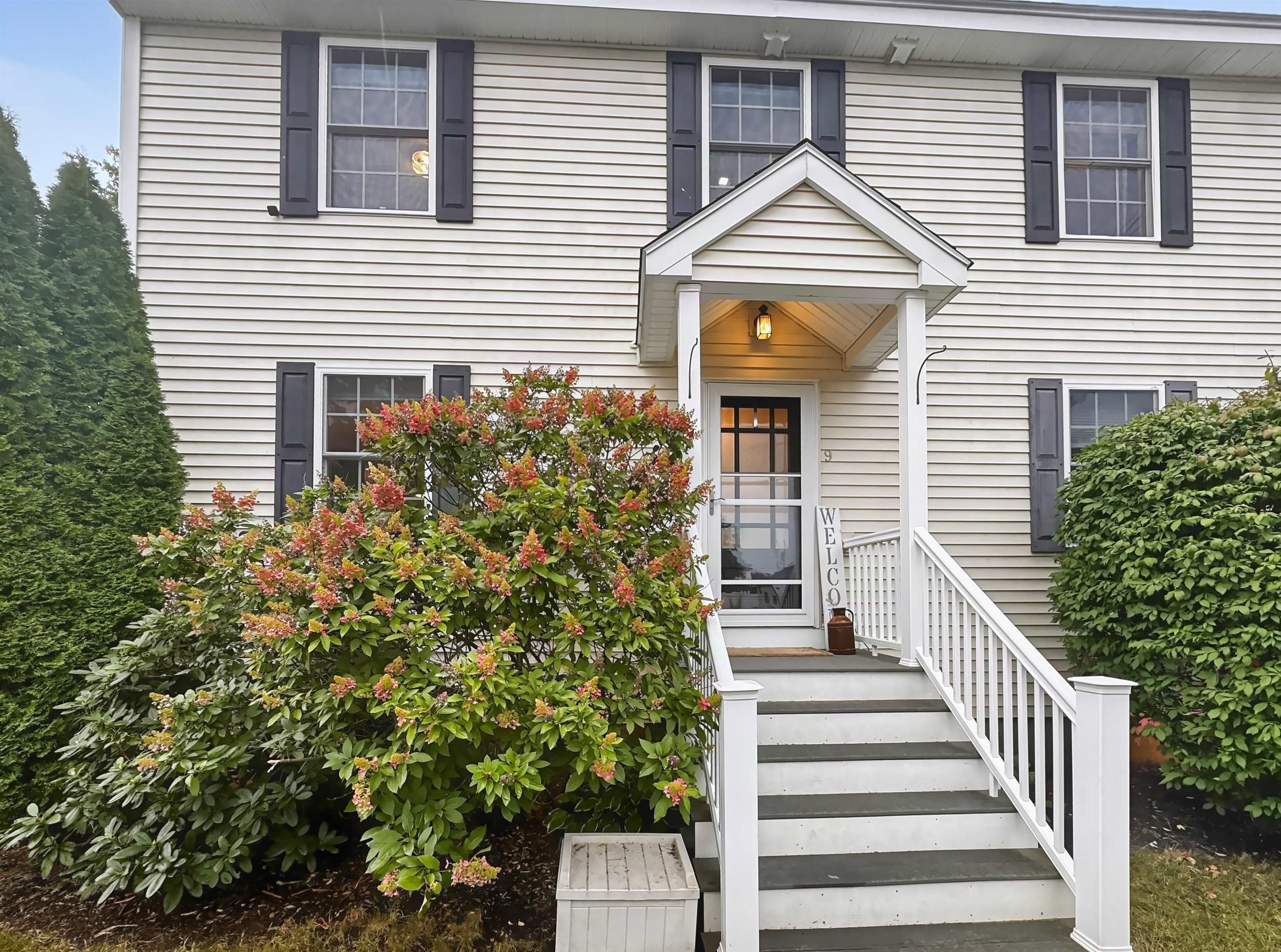 Photo 3 of Single family home for sale at 9 Plummer St, Goffstown, NH 03045 | MLS# 5110641 | Listing updated on 2026-09-19
