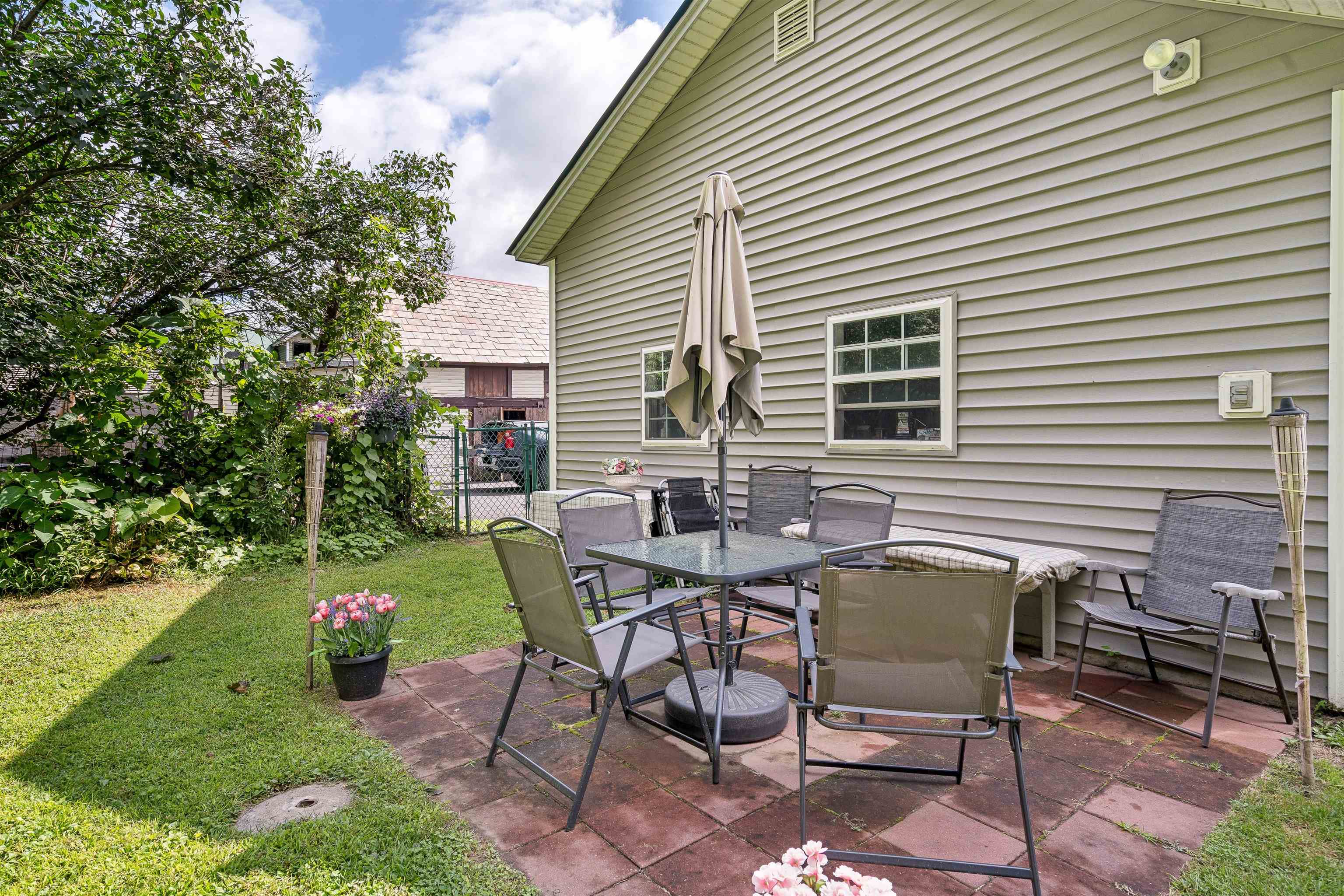 Photo 4 of Multi family home for sale at 509 S Main St, Hartford, VT 05001 | MLS# 5110660 | Listing updated on 2026-09-19