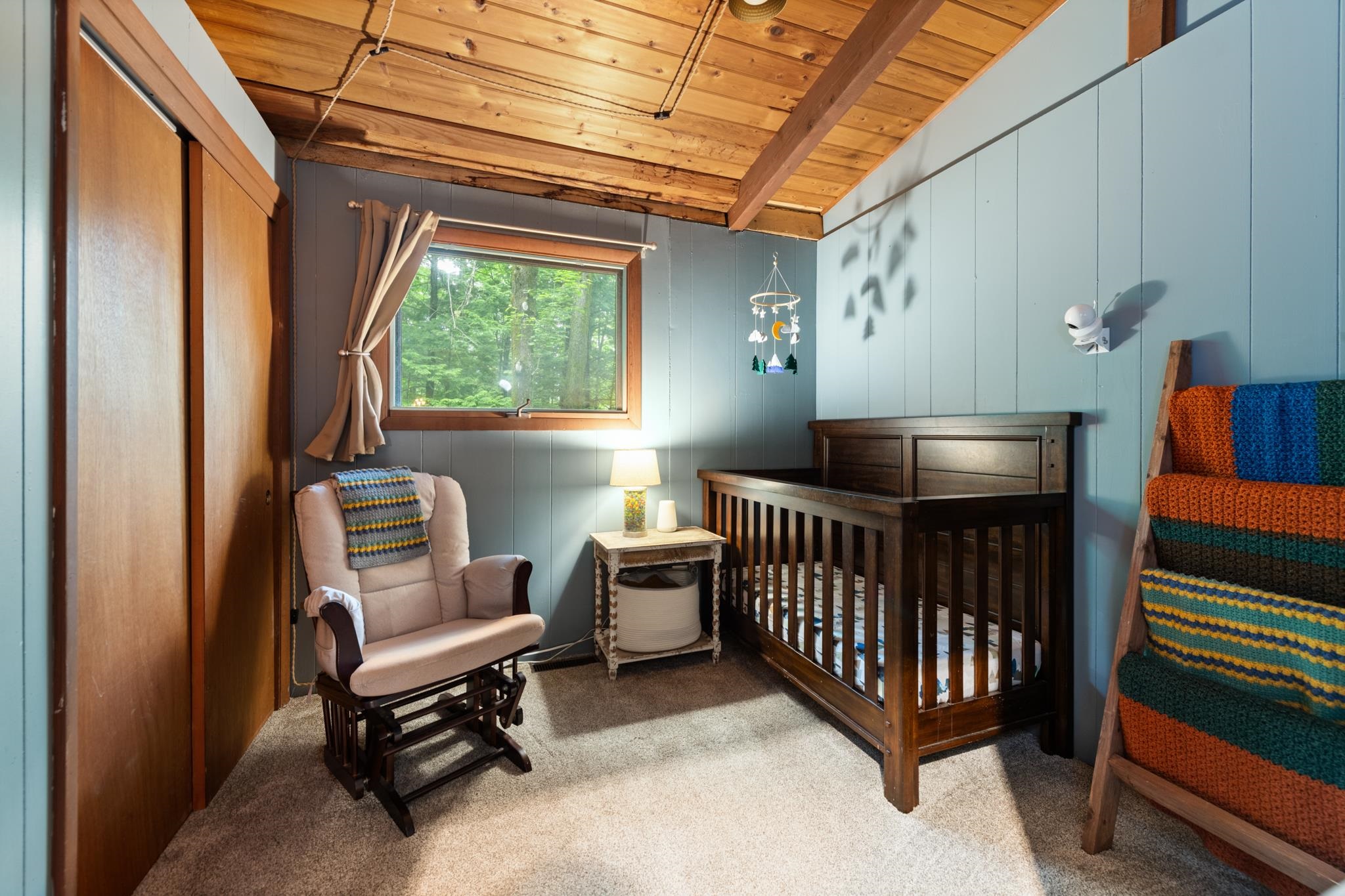Photo 4 of Single family home for sale at 7 Sam Hall Dr, Plymouth, NH 03264 | MLS# 5110664 | Listing updated on 2026-09-19