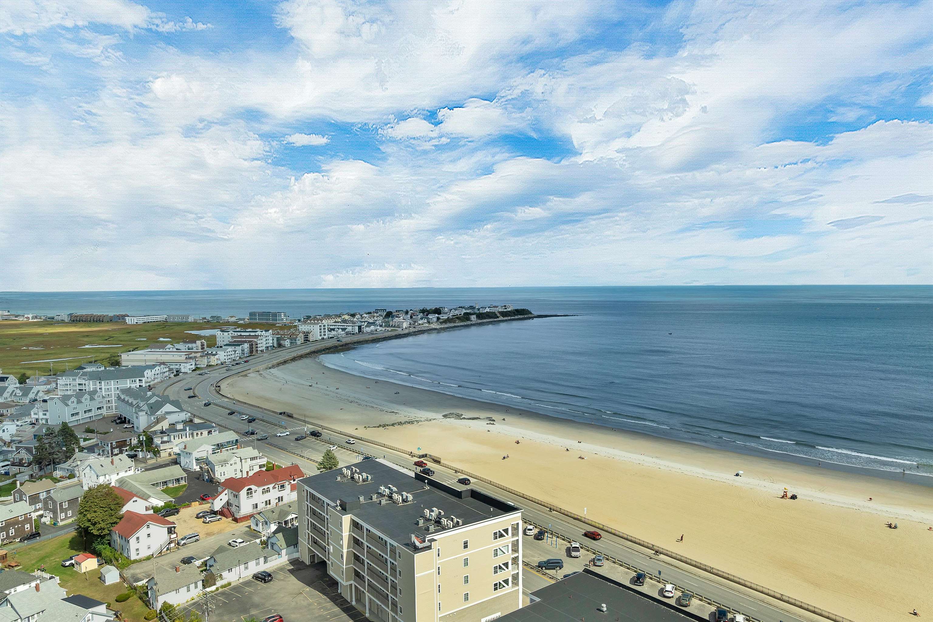 Photo 4 of Single family home for sale at 5 Chase St, Hampton, NH 03842 | MLS# 5110671 | Listing updated on 2026-09-20