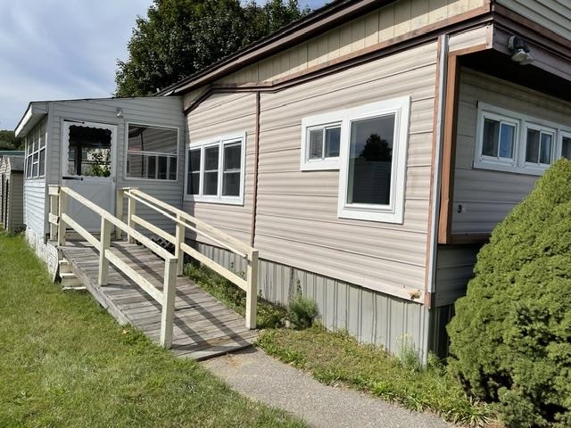 3 Willow Street, Exeter, NH photo 2