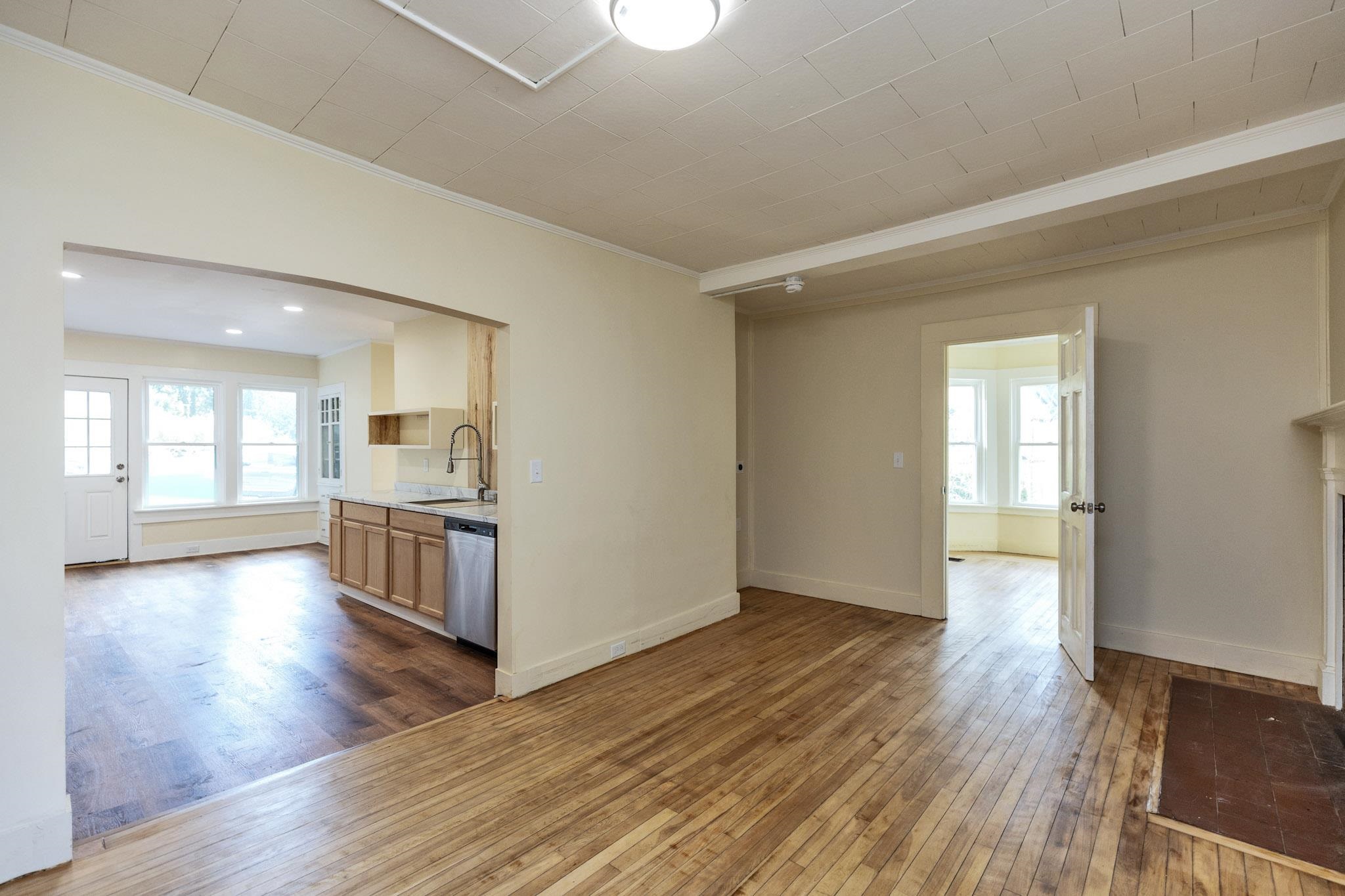 Photo 3 of House for sale at 15 Union St, Peterborough, NH 03458 | MLS# 5110751 | Listing updated on 2026-09-21