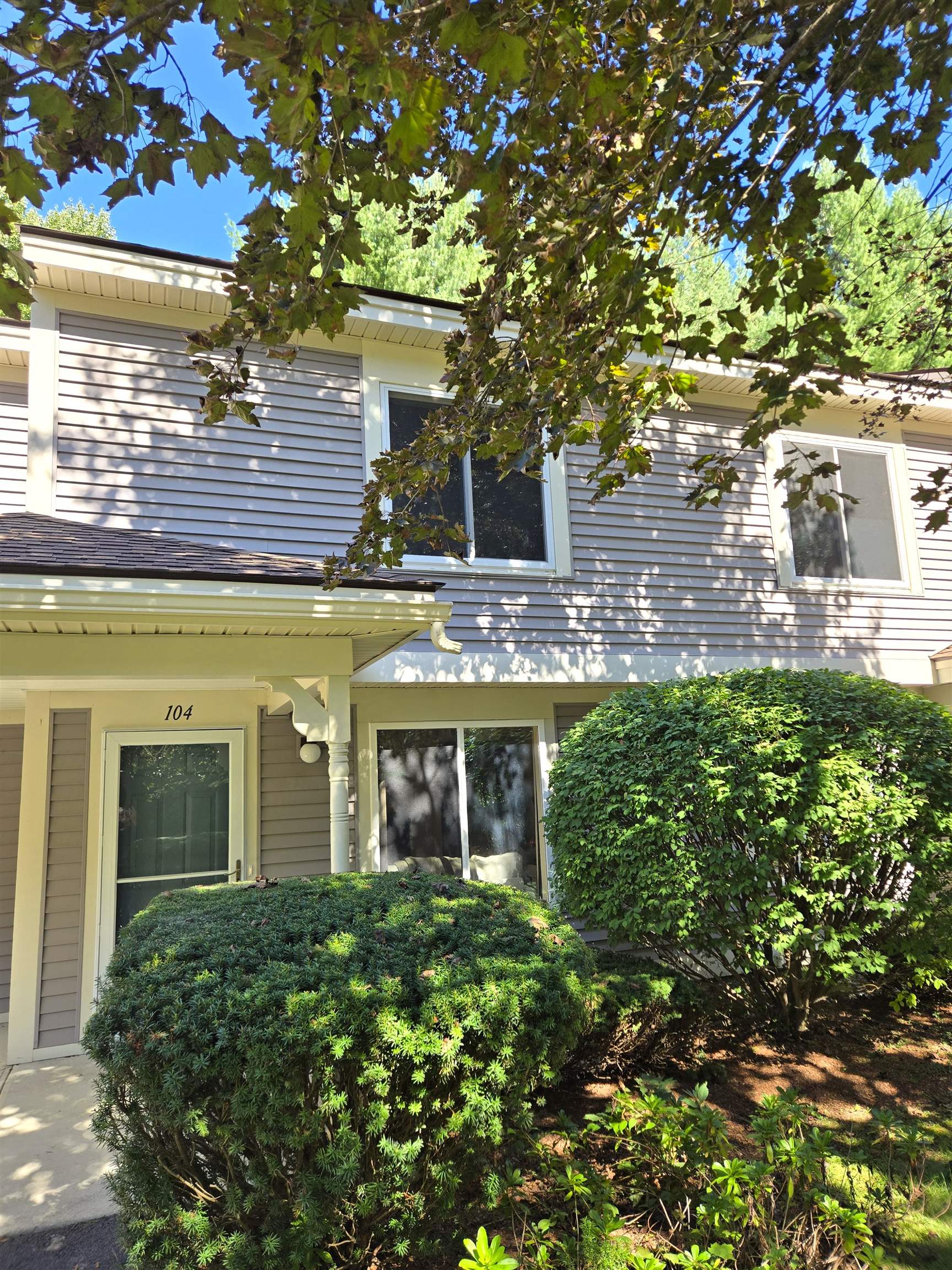 Photo 2 of Townhouse for sale at 104 Morningside Cmns, Brattleboro, VT 05301 | MLS# 5110840 | Listing updated on 2026-09-28