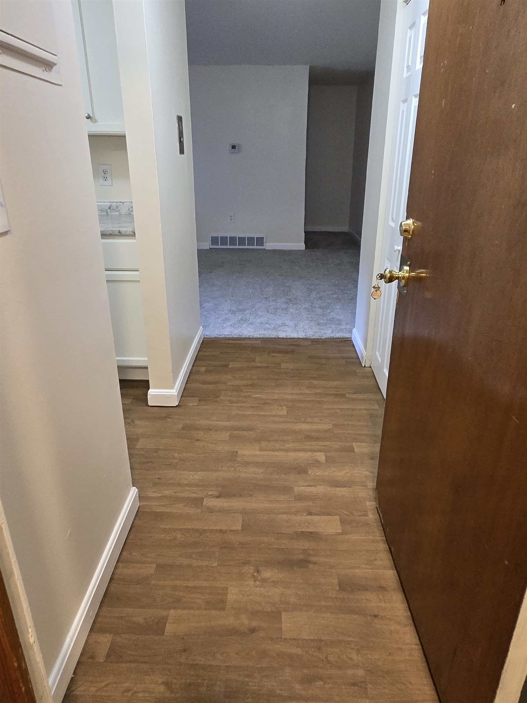 Photo 4 of Condo for sale at 6 Louisburg Sq #2, Nashua, NH 03060 | MLS# 5110841 | Listing updated on 2026-09-24