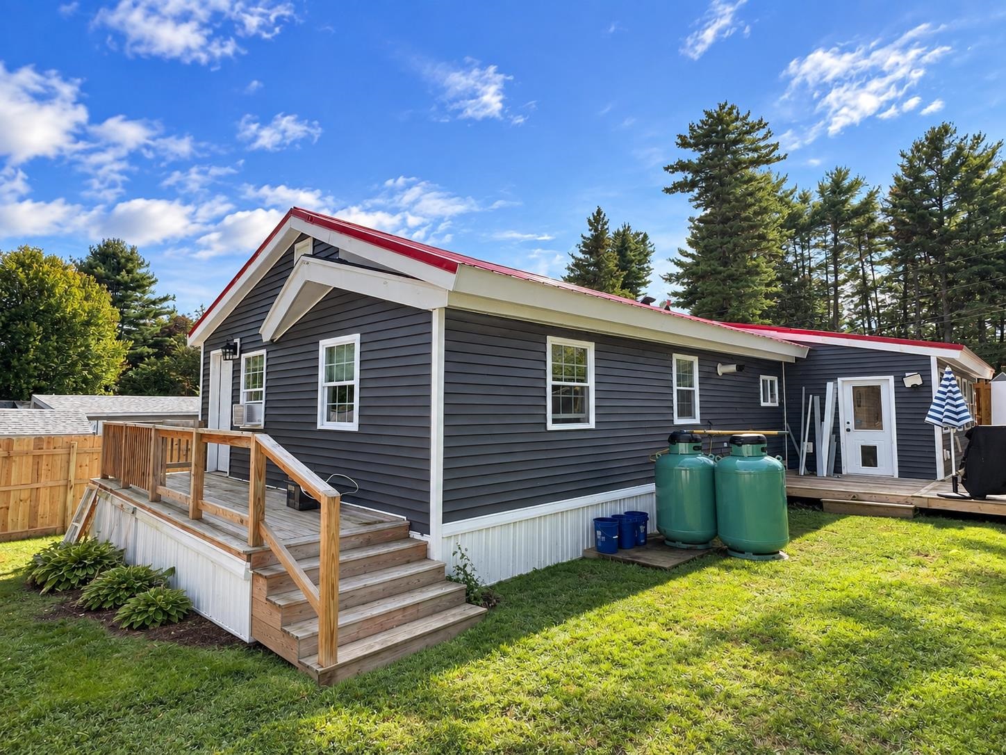 9 Gertrude Avenue, Raymond, NH photo 3