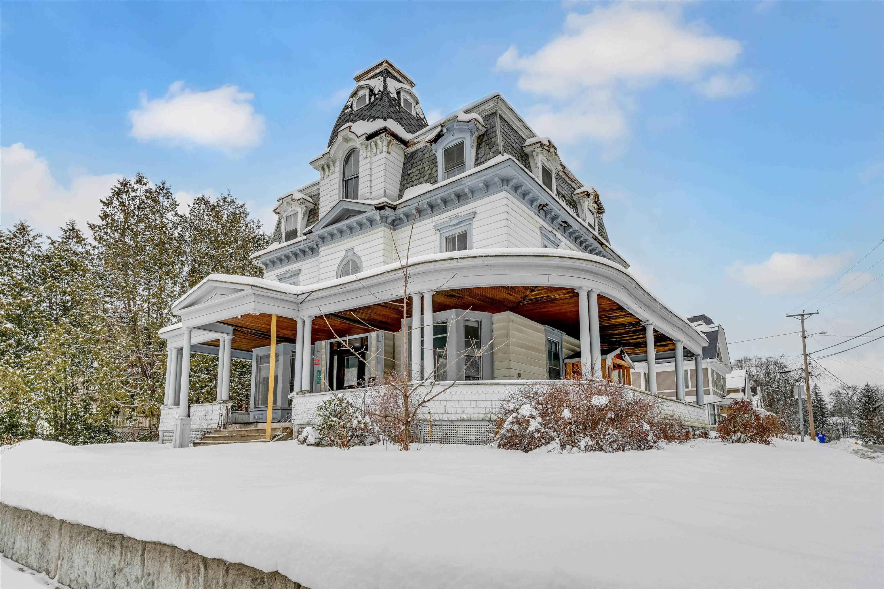 Photo 3 of Multi family home for sale at 277 Summer St, Saint Johnsbury, VT 05819 | MLS# 5110903 | Listing updated on 2026-09-22