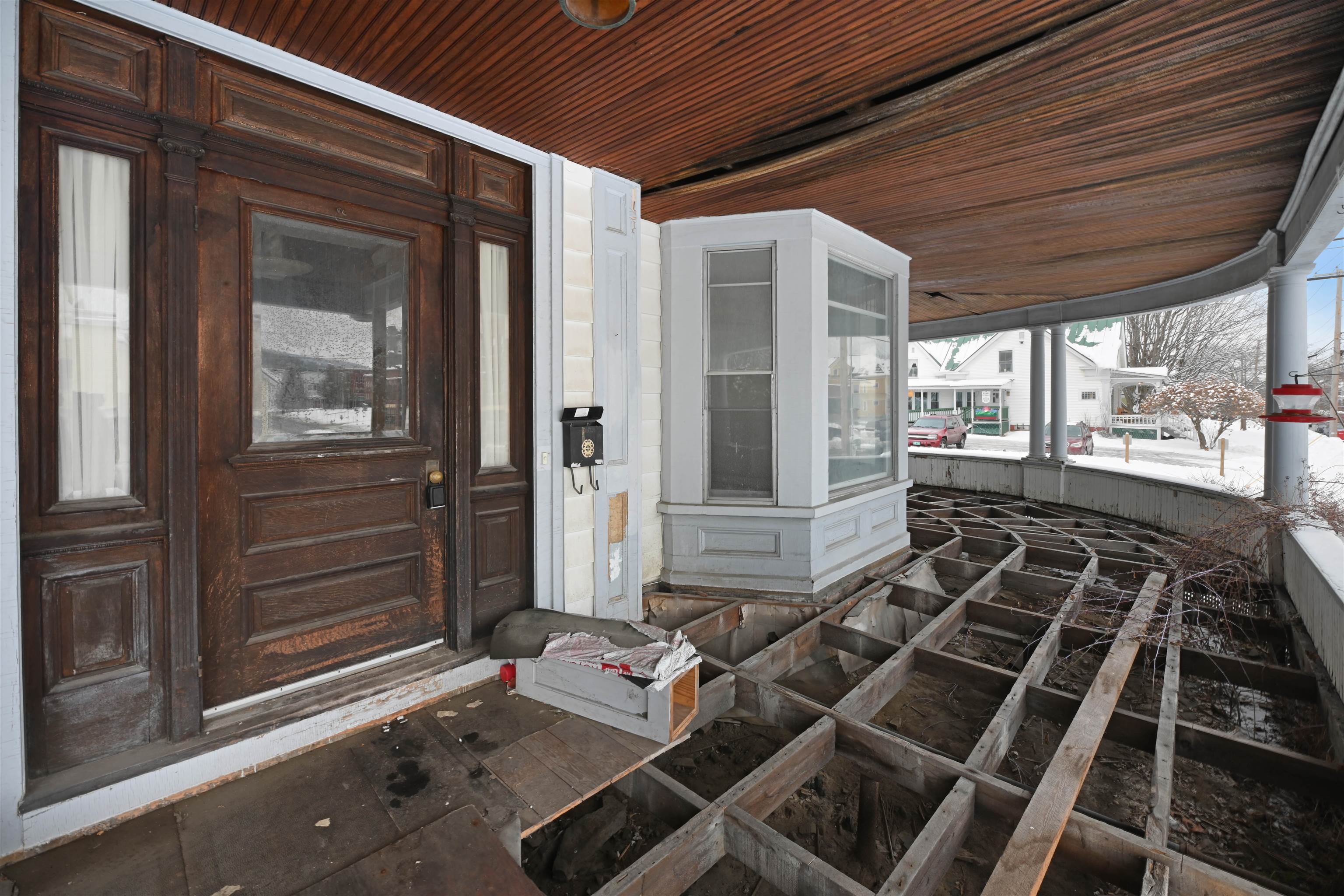 Photo 3 of Multi family home for sale at 277 Summer St, Saint Johnsbury, VT 05819 | MLS# 5110903 | Listing updated on 2026-09-22