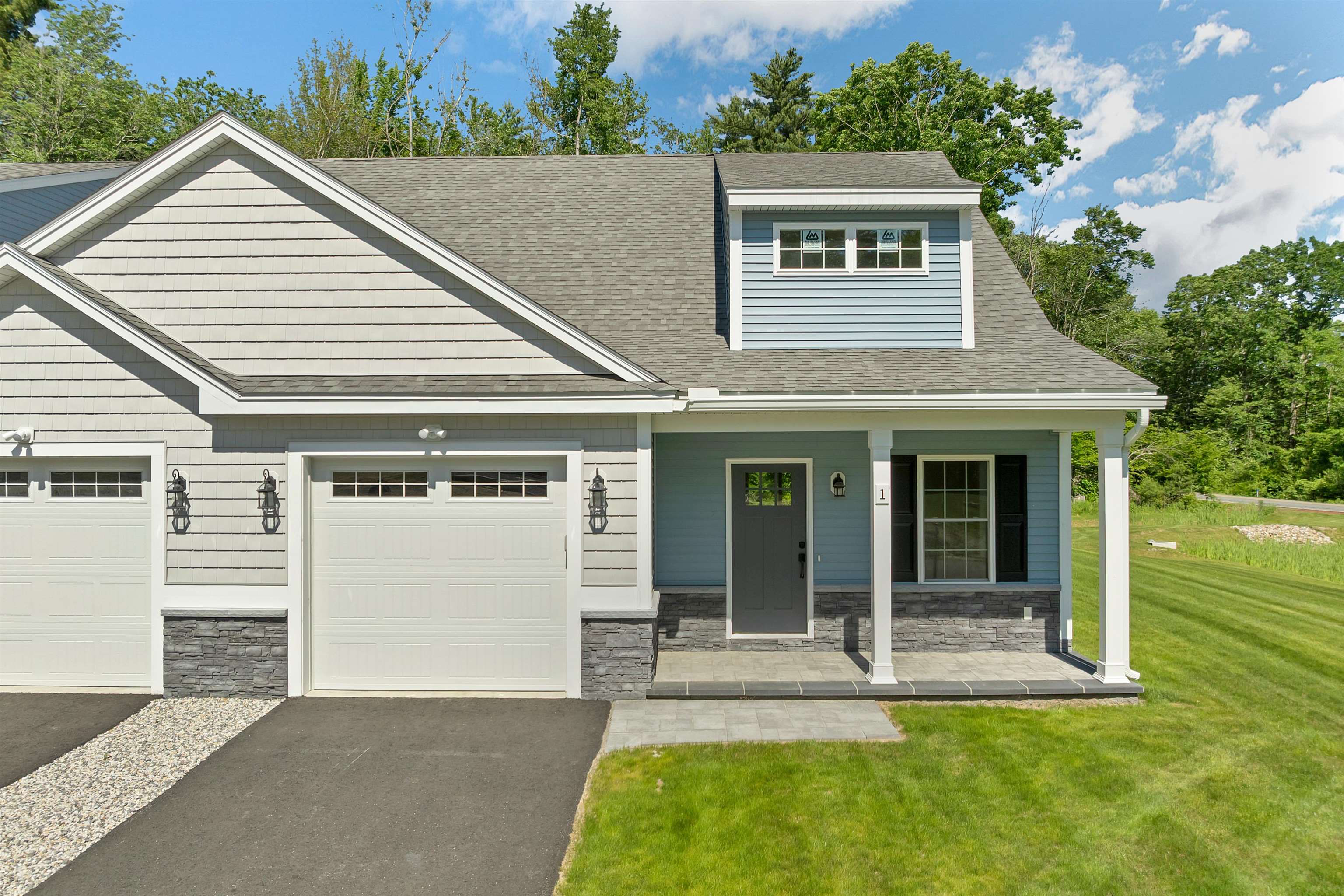 Photo 2 of Condo for sale at 4 Cameron Ct #4, Hampstead, NH 03841 | MLS# 5110934 | Listing updated on 2026-09-22