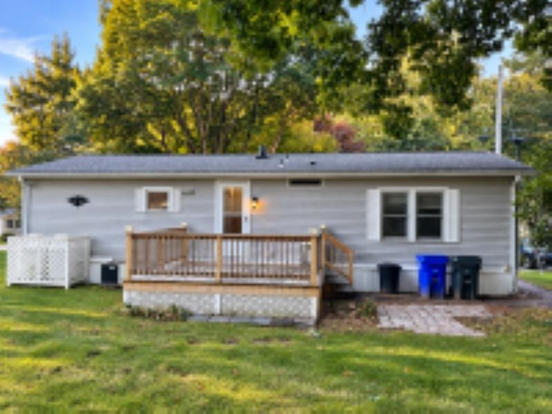Photo 3 of Manufactured home for sale at 7 Amy Ln, Hampstead, NH 03841 | MLS# 5110956 | Listing updated on 2026-09-29
