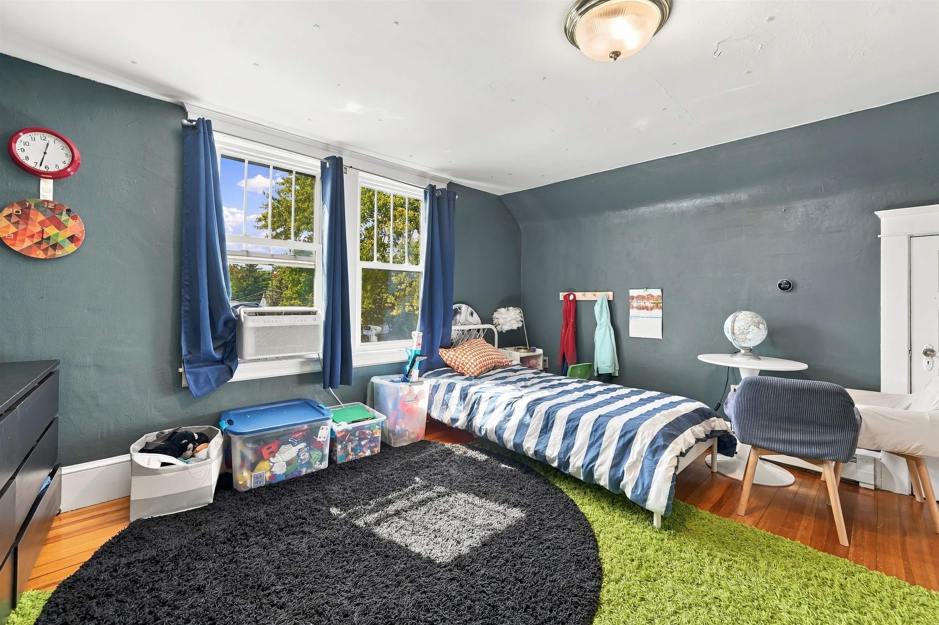 Photo 20 of 35