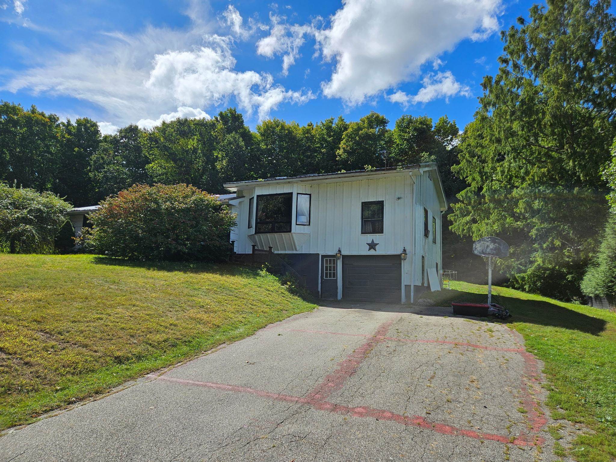 Photo of 1795 State Road Eliot ME 03903