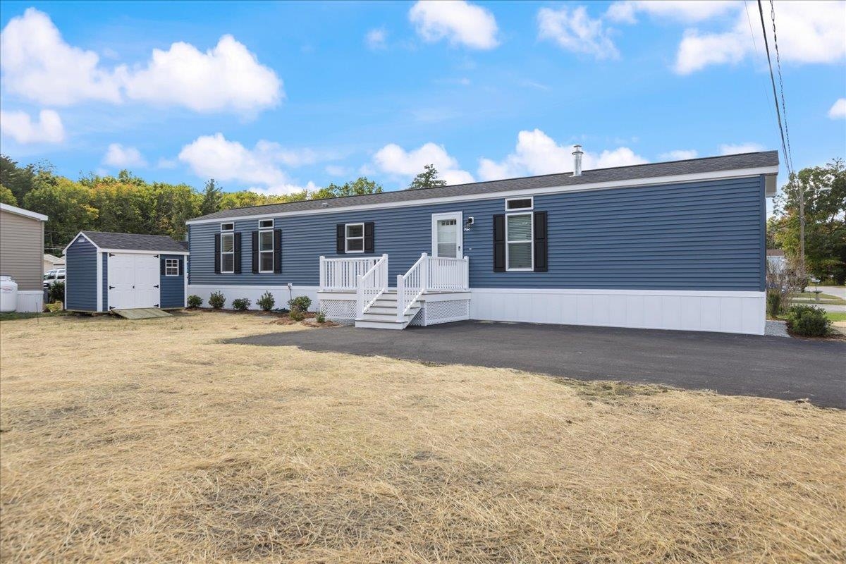 29 Lowell Road, Salem, NH photo 2