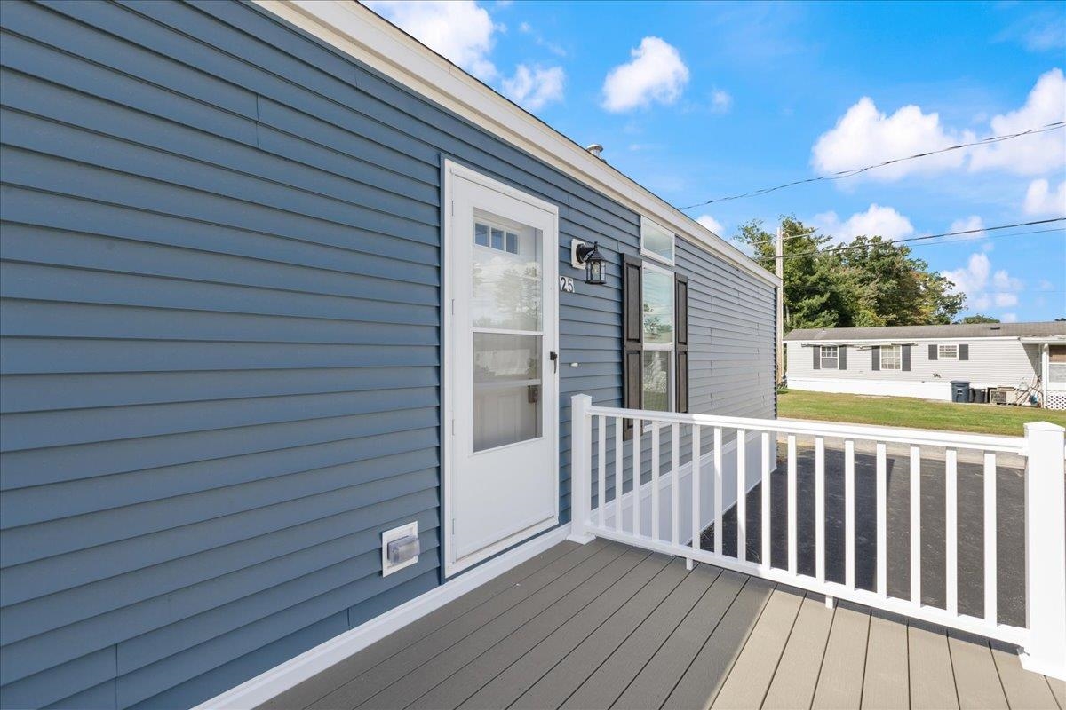 29 Lowell Road, Salem, NH photo 4