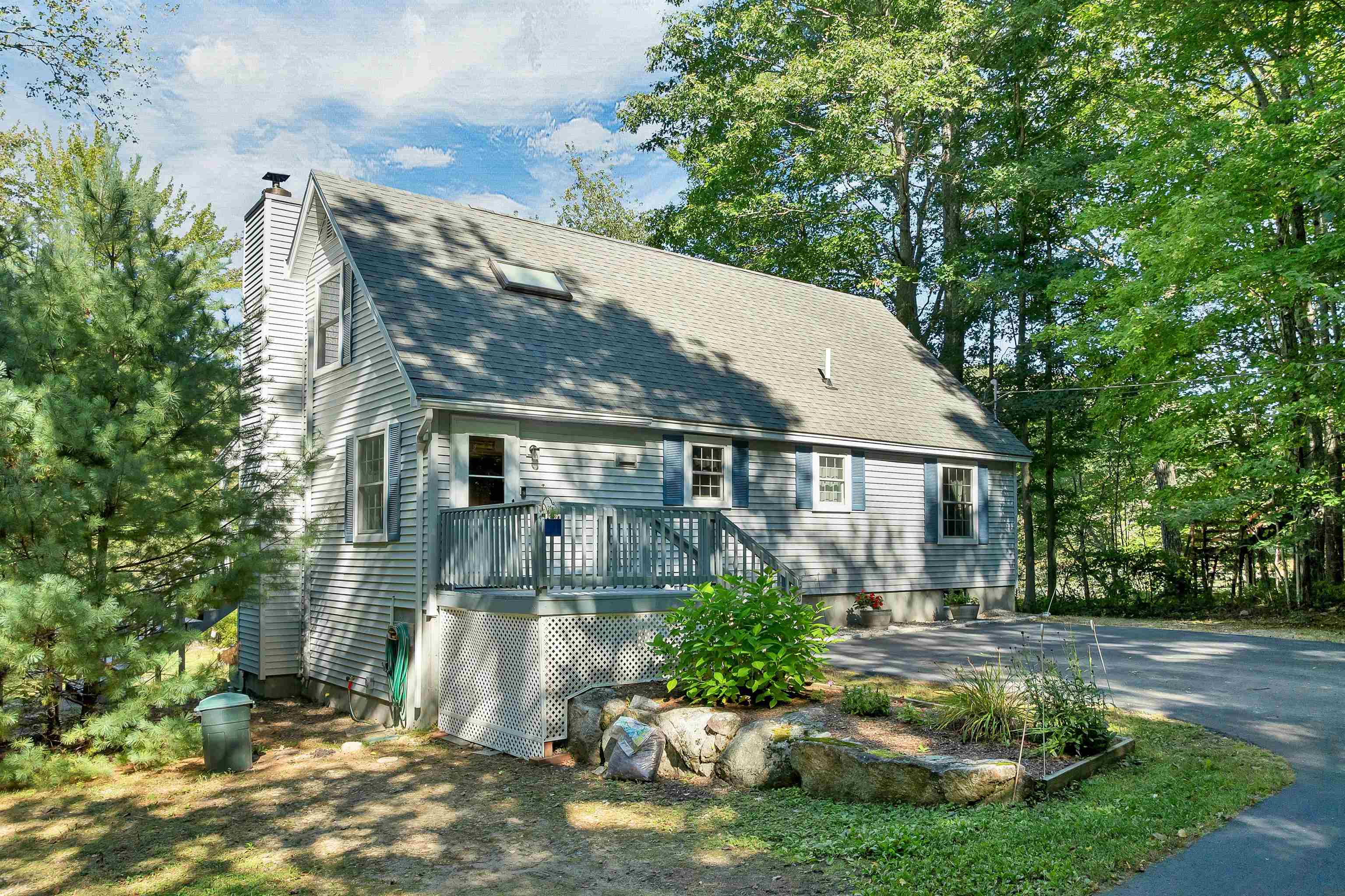 Photo 2 of Single family home for sale at 71 Heatherwood Dr, Moultonborough, NH 03254 | MLS# 5111214 | Listing updated on 2026-09-28