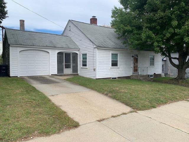 Photo 2 of Single family home for sale at 92 Temple St, Nashua, NH 03060 | MLS# 5111235 | Listing updated on 2026-09-24