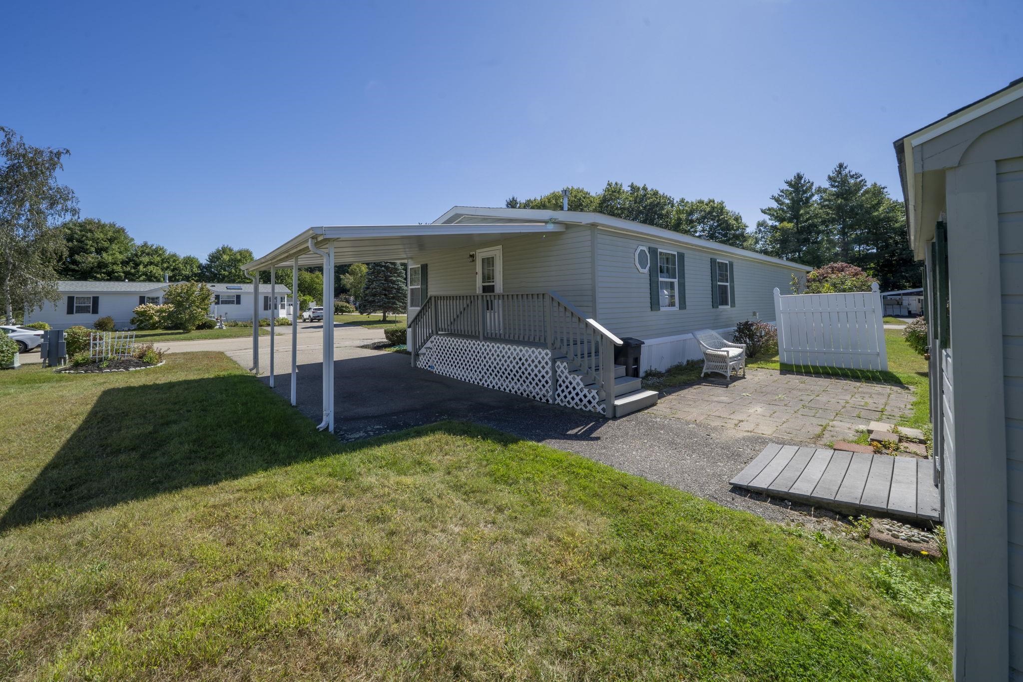 2 Freedom Drive, Dover, NH photo 4