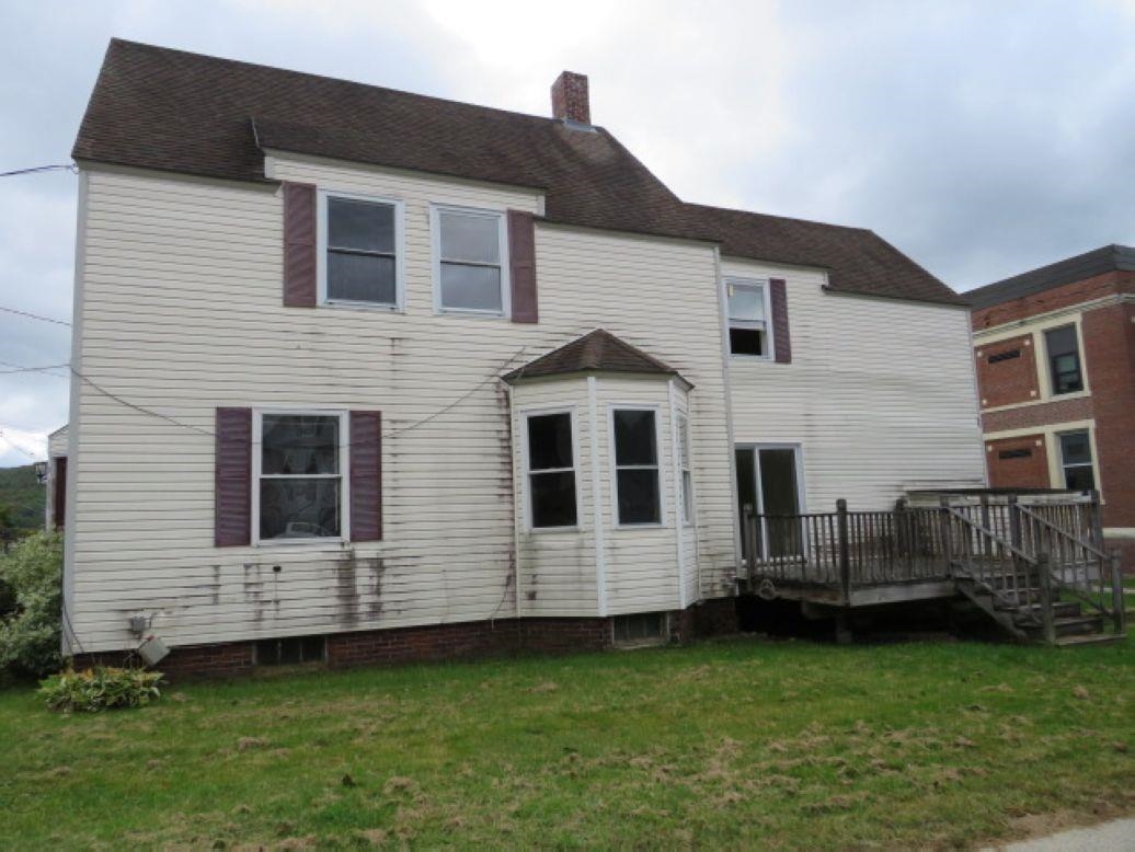 253 High Street, Berlin, NH photo 3