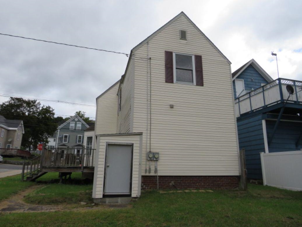 253 High Street, Berlin, NH photo 4