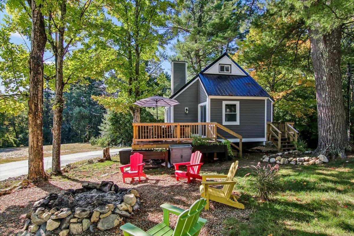15 Sargent Drive, Raymond, NH photo 2