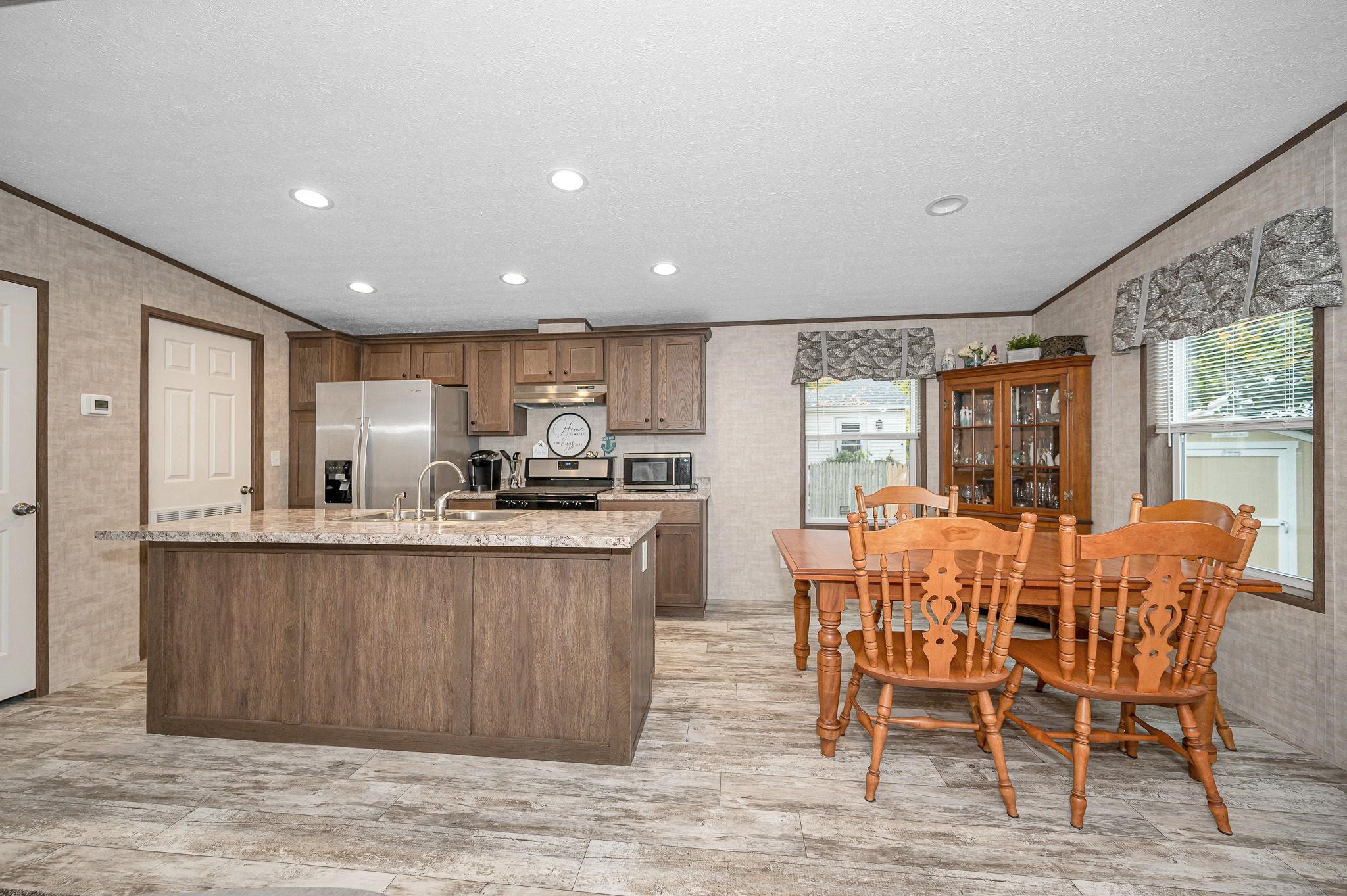 41 B Street, Seabrook, NH photo 4