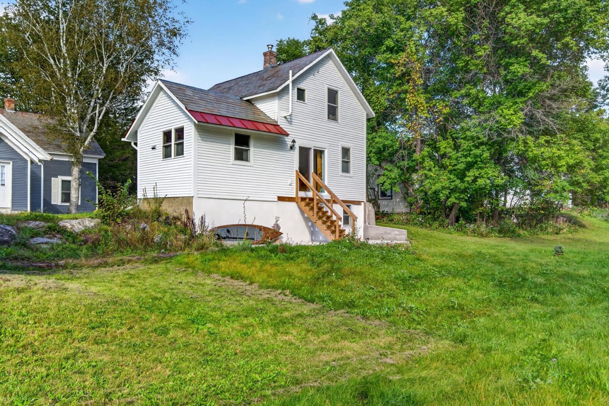 Photo 2 of Single family home for sale at 150 School St, Wallingford, VT 05773 | MLS# 5111405 | Listing updated on 2026-10-03