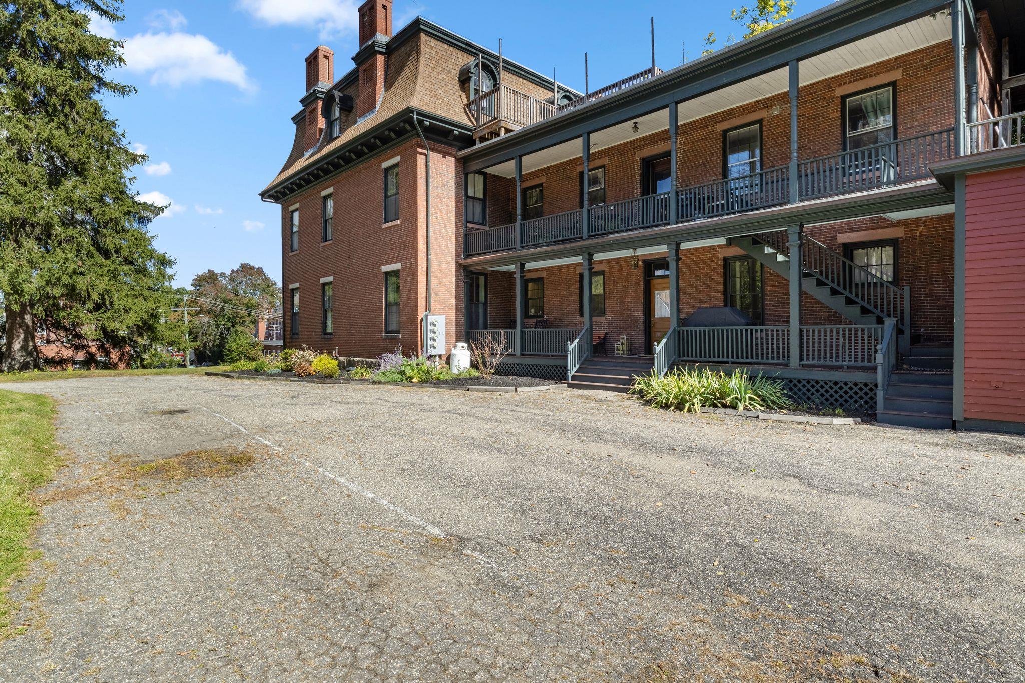 75 South Street, Rollinsford, NH photo 2
