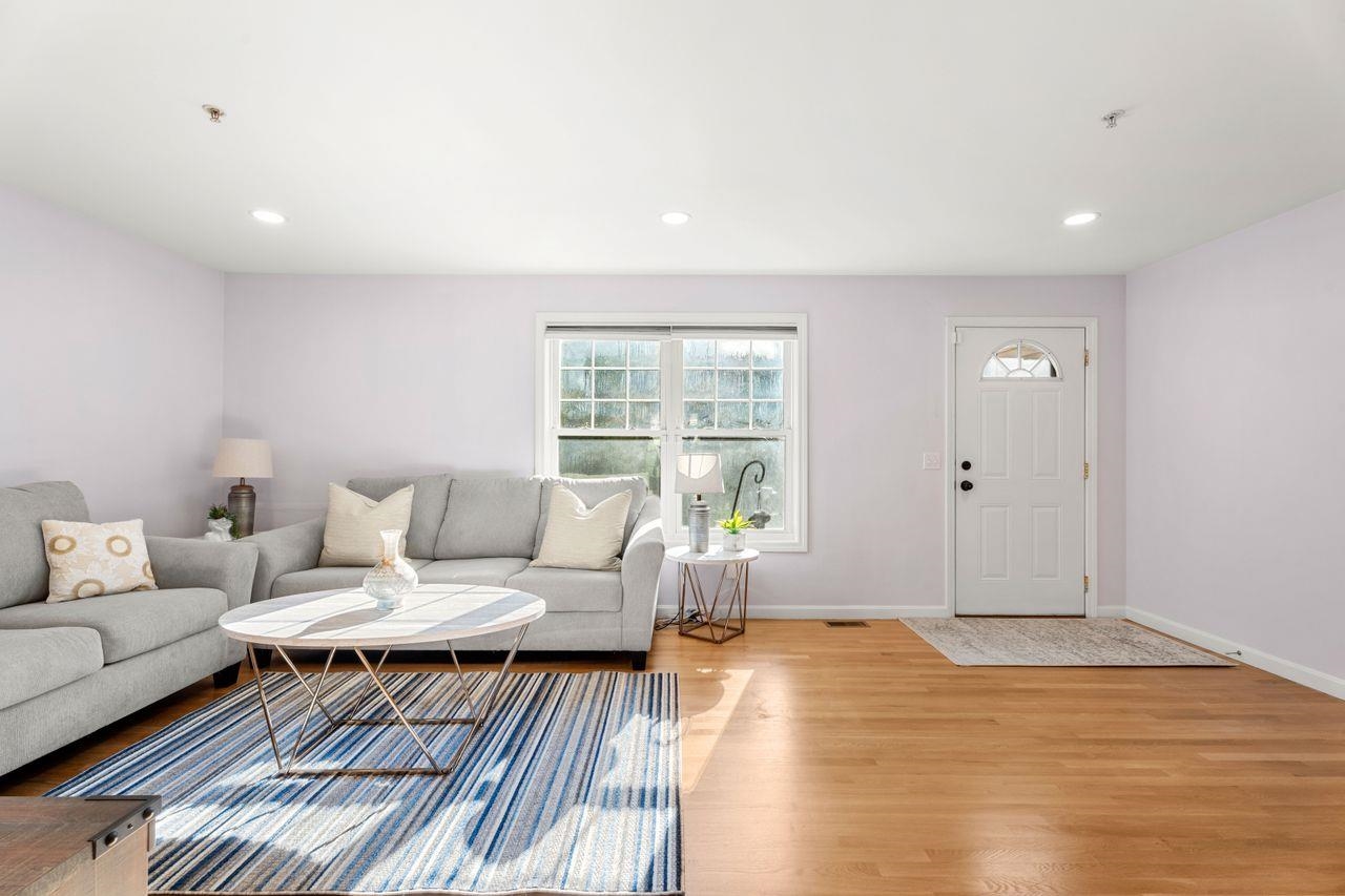 Photo 3 of Townhouse for sale at 162 Karatzas Ave, Manchester, NH 03104 | MLS# 5111485 | Listing updated on 2026-09-25
