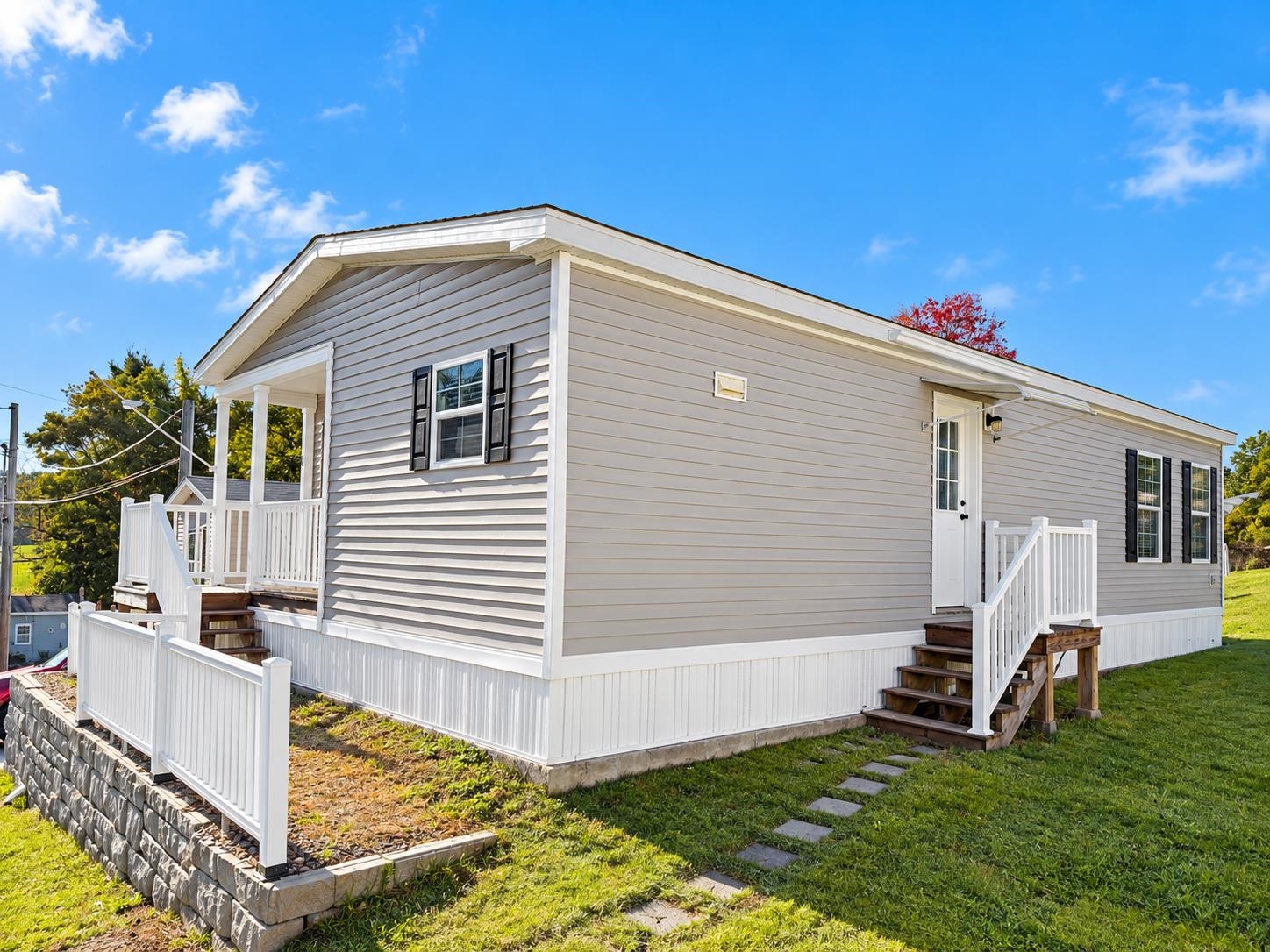 6 Aster Drive, Tilton, NH photo 2