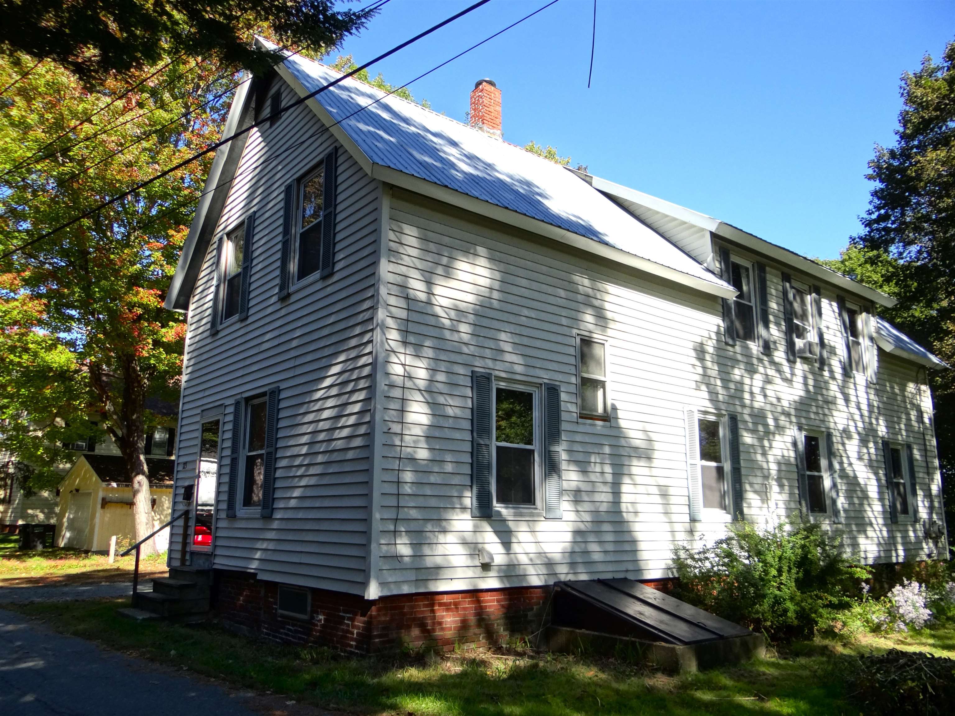 Photo 3 of Single family home for sale at 123 Hillcrest Ter, White River Junction, VT 05001 | MLS# 5111526 | Listing updated on 2026-09-26