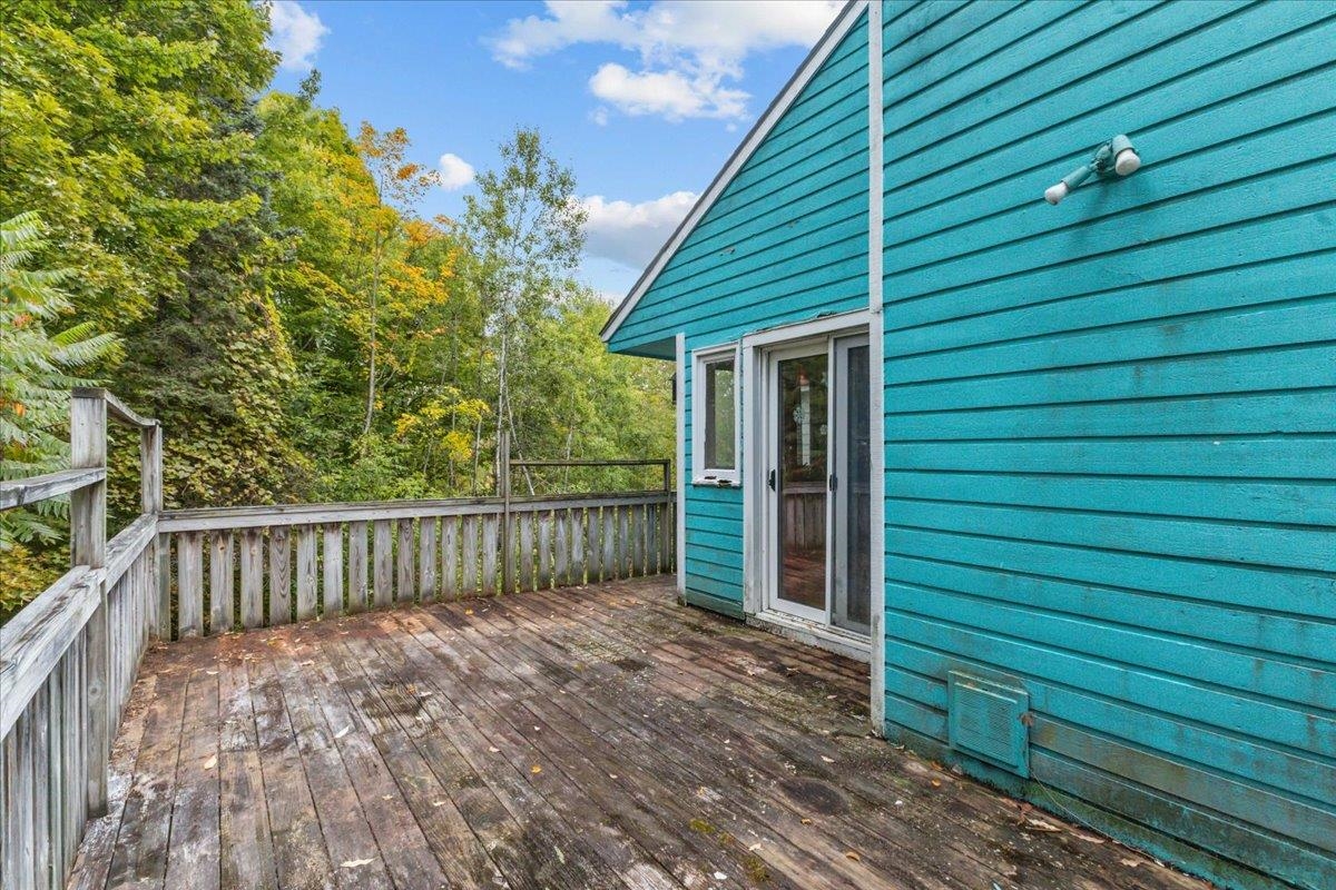 Photo 3 of Single family home for sale at 10 Ridge Rd, Jericho, VT 05465 | MLS# 5111558 | Listing updated on 2026-10-07