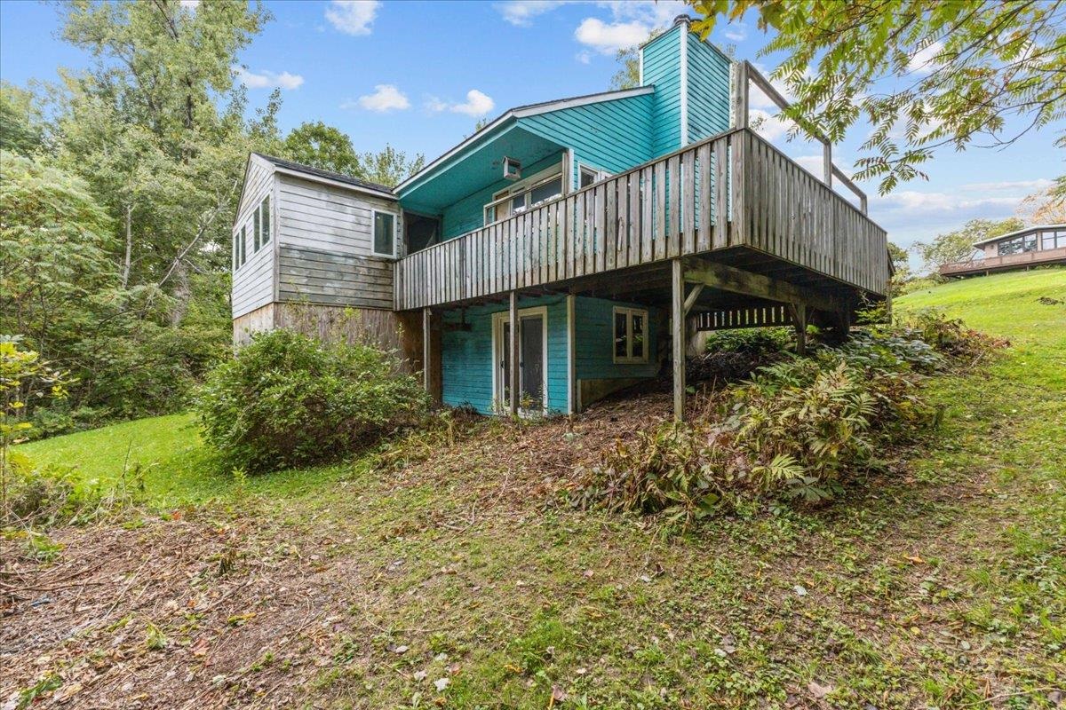 Photo 4 of Single family home for sale at 10 Ridge Rd, Jericho, VT 05465 | MLS# 5111558 | Listing updated on 2026-10-07