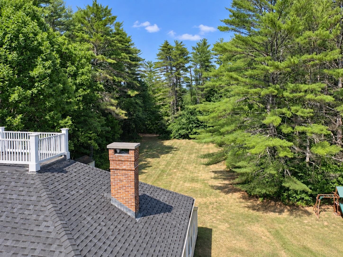 Photo 2 of Single family home for sale at 85 Governor Wentworth Hwy, Mirror Lake, NH 03853 | MLS# 5111595 | Listing updated on 2026-09-25