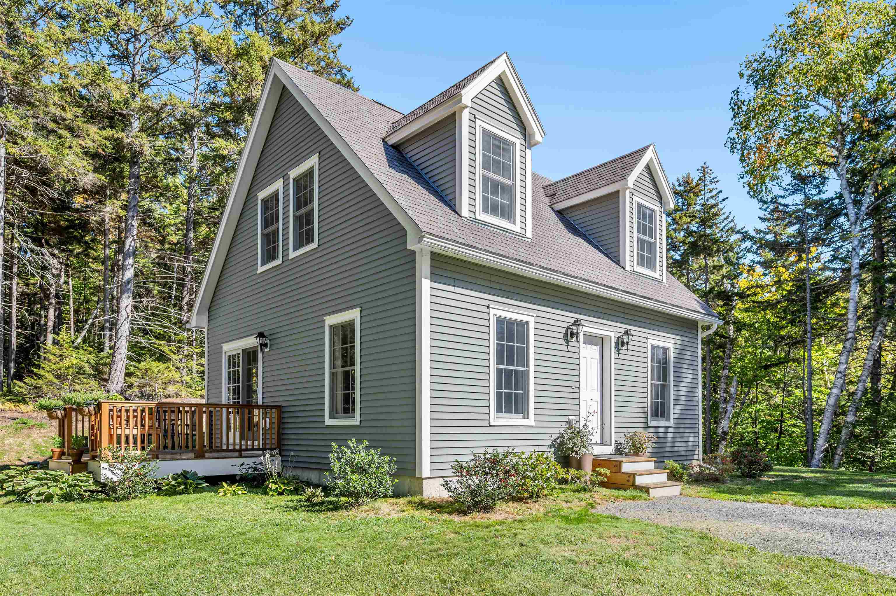 Photo 3 of Single family home for sale at 120 Stony Hl Rd, Warren, VT 05674 | MLS# 5111611 | Listing updated on 2026-09-29