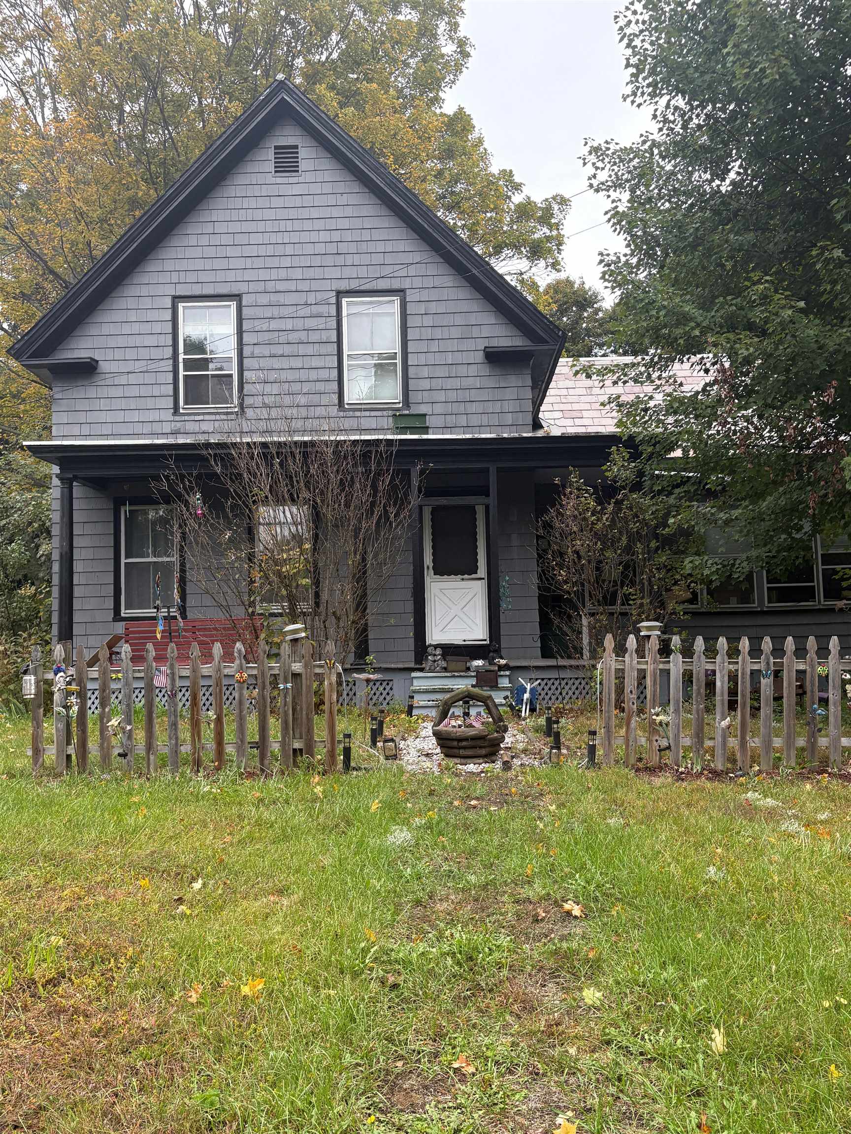 Photo 1 of Single family home for sale at 5 Highland Ave, Hinsdale, NH 03451 | MLS# 5111686 | Listing updated on 2026-09-28