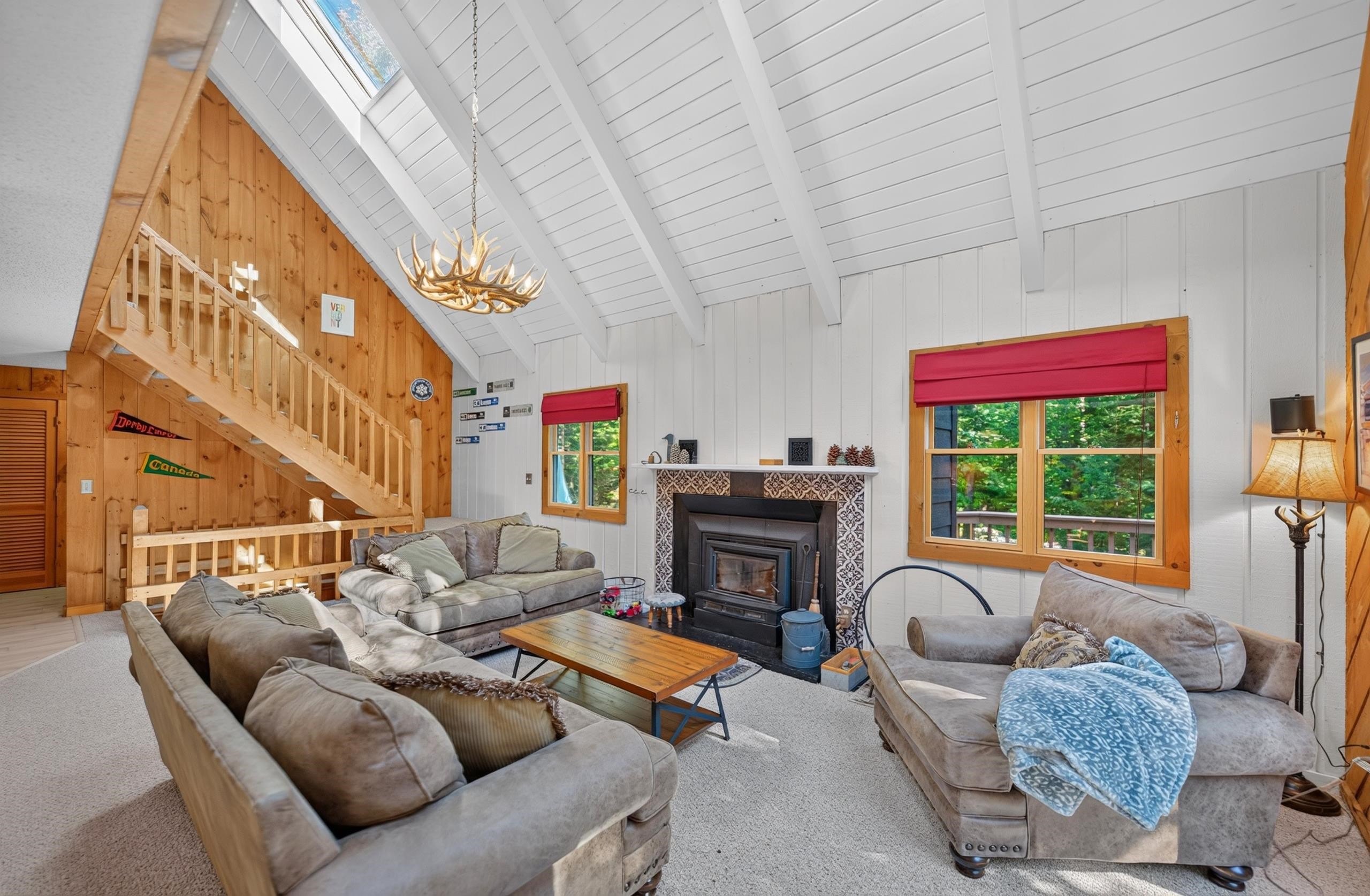 Photo 2 of Single family home for sale at 43 Upper Highlands Loop, Dover, VT 05356 | MLS# 5111706 | Listing updated on 2026-09-29