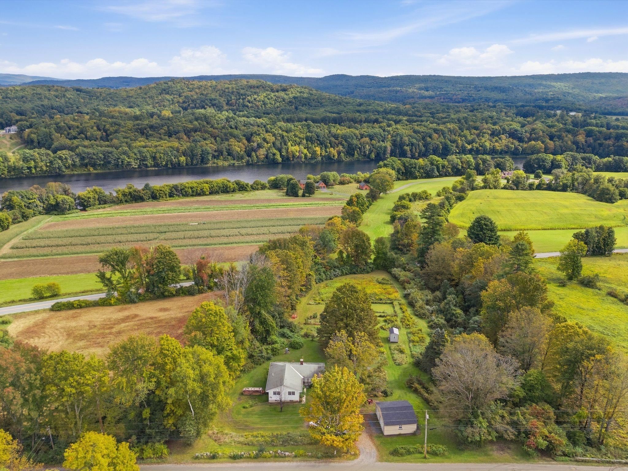 Photo 3 of Single family home for sale at 289 Putnam Rd, Springfield, VT 05156 | MLS# 5111728 | Listing updated on 2026-10-07
