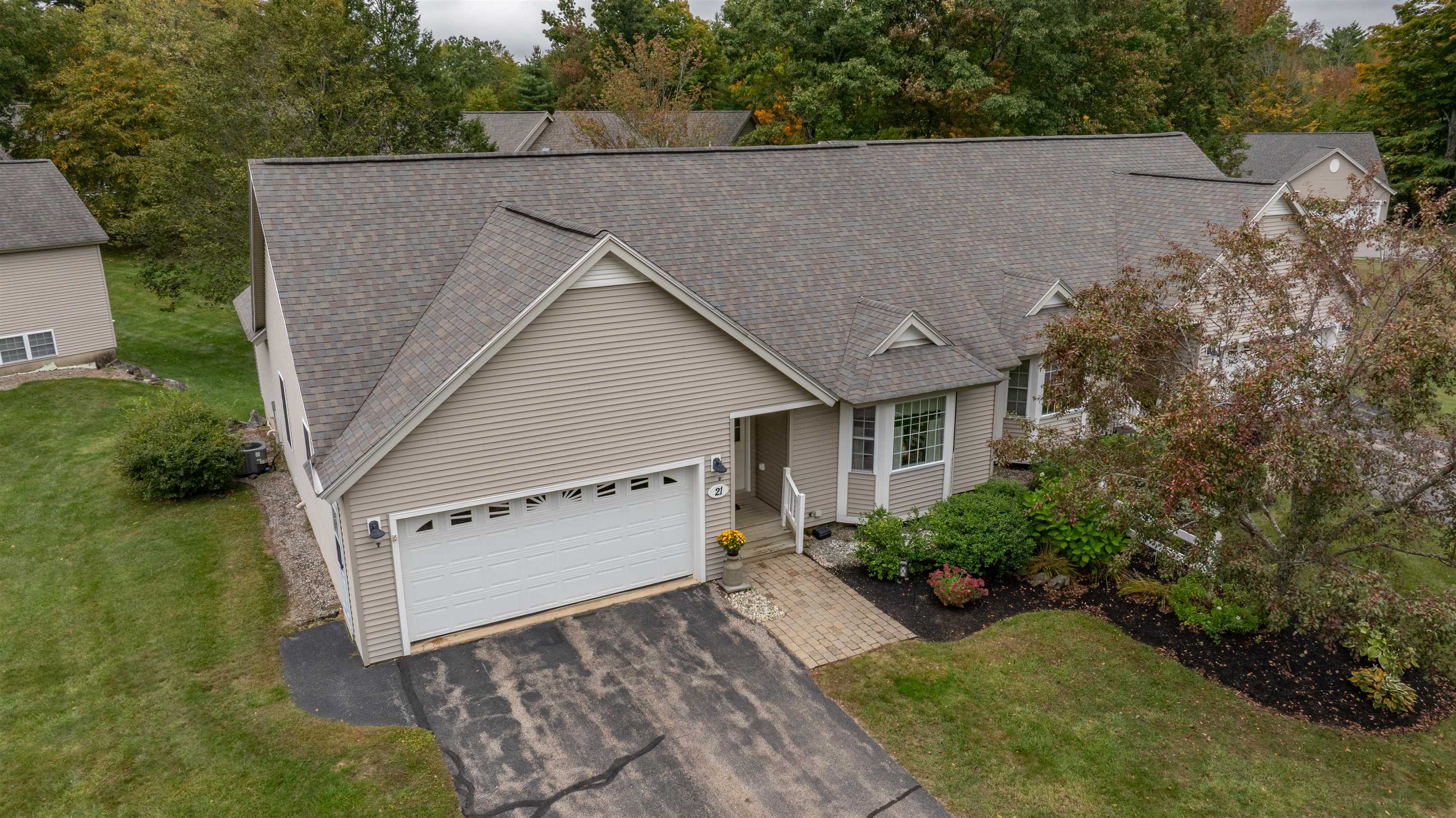 Photo 3 of Condo for sale at 21 Cricket Hl Rd #21, East Kingston, NH 03827 | MLS# 5111741 | Listing updated on 2026-10-03
