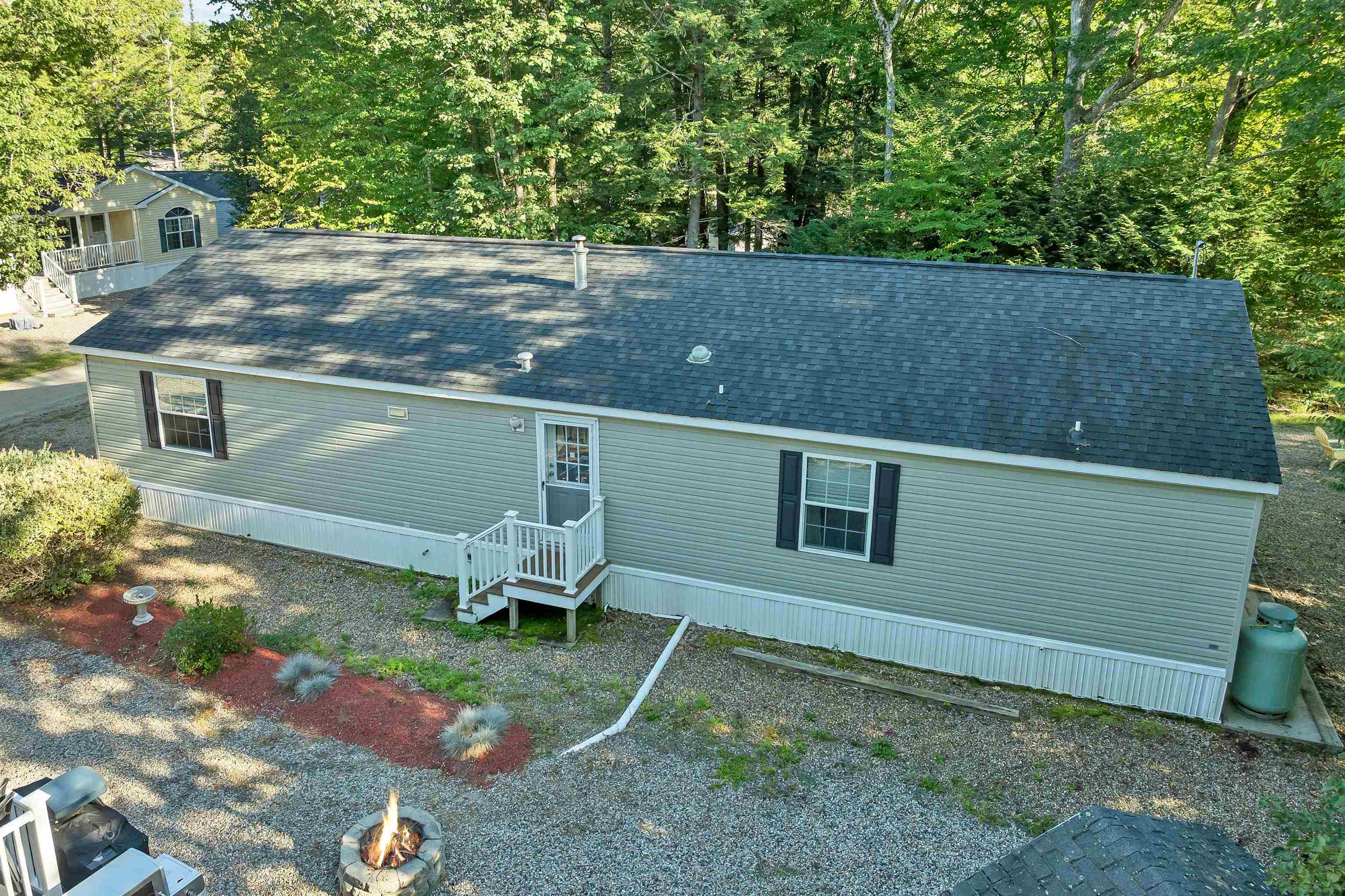 Photo 4 of Sale Pending at 9 Barvel Whang Rd, Tuftonboro, NH 03816 | MLS# 5111798 | Listing updated on 2026-10-03